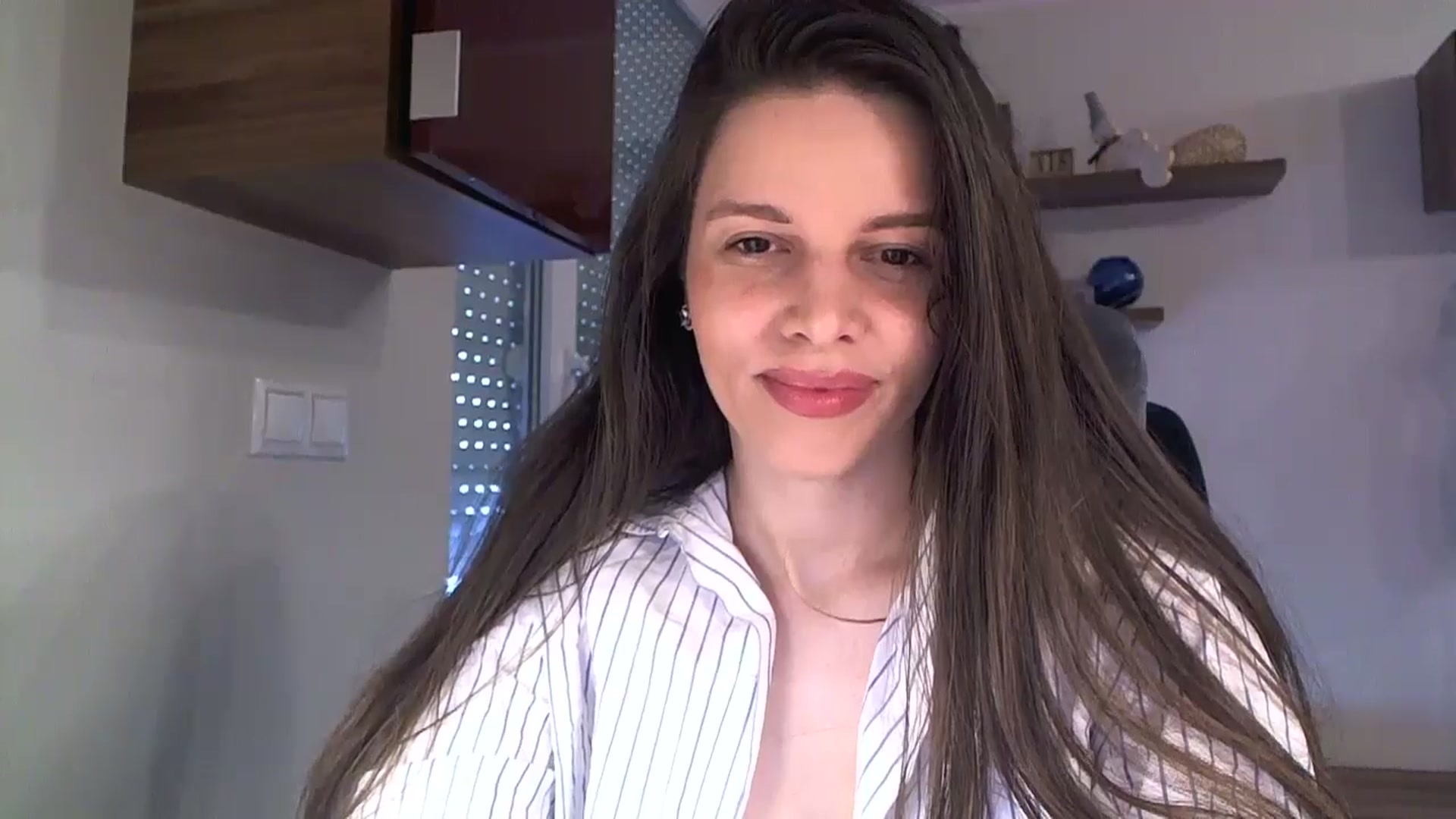 Gallery image thumbnail from Heaven_hot's myfreecams stream on, 07/05/2025, 14:52 image 4 of 20