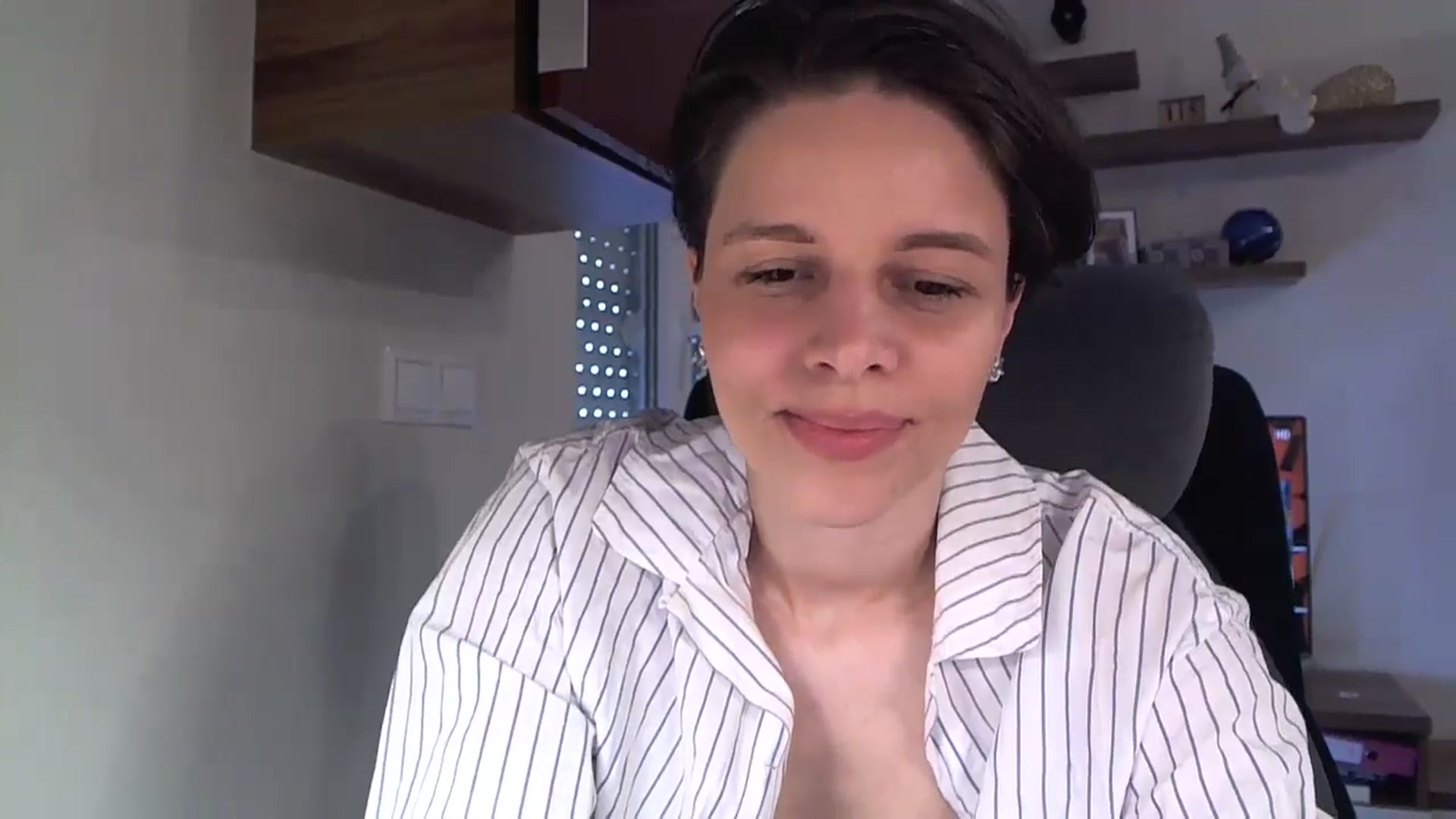 Gallery image thumbnail from Heaven_hot's myfreecams stream on, 07/05/2025, 15:18 image 15 of 20