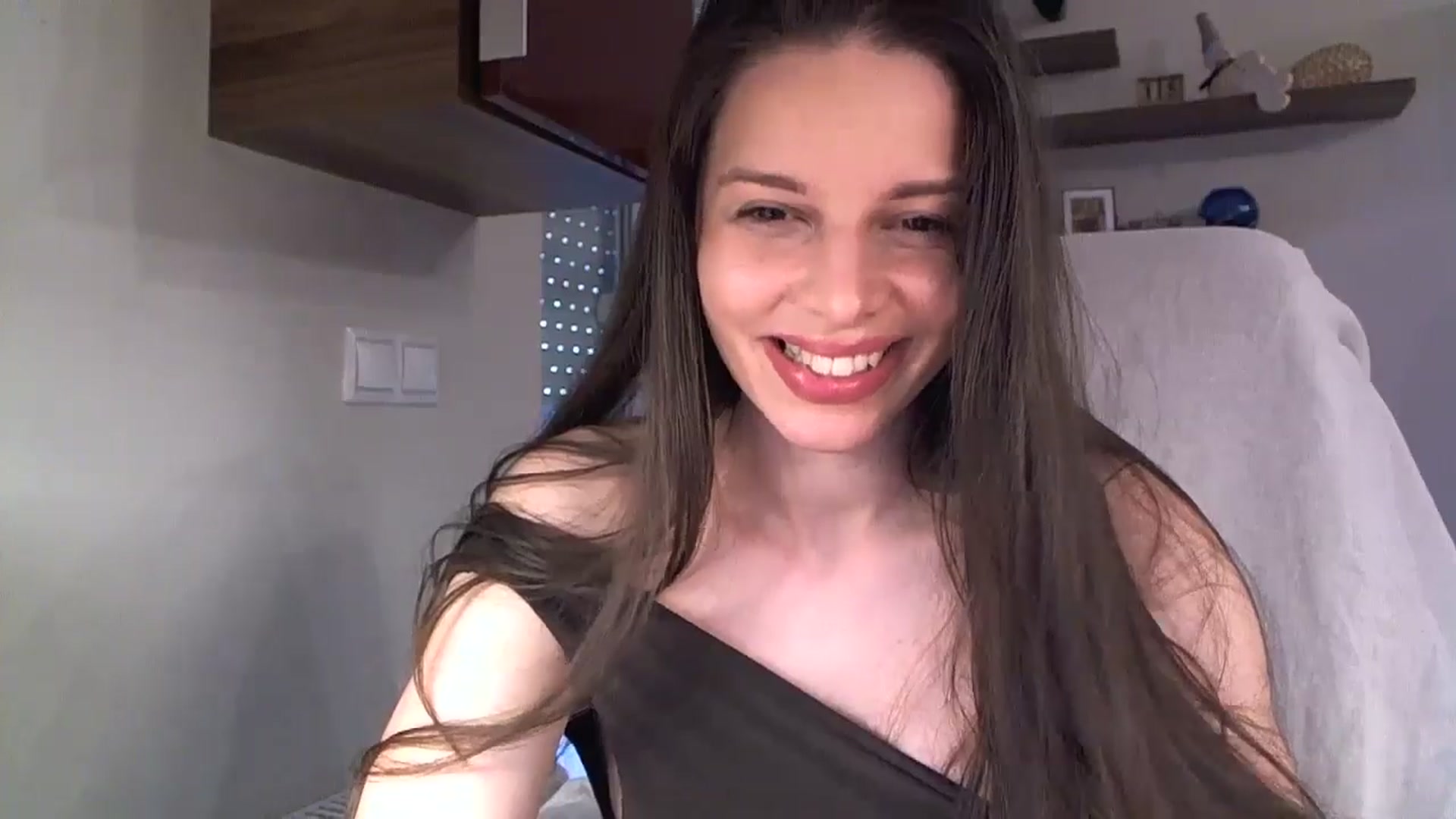 Gallery image thumbnail from Heaven_hot's myfreecams stream on, 07/20/2025, 12:27 image 10 of 20