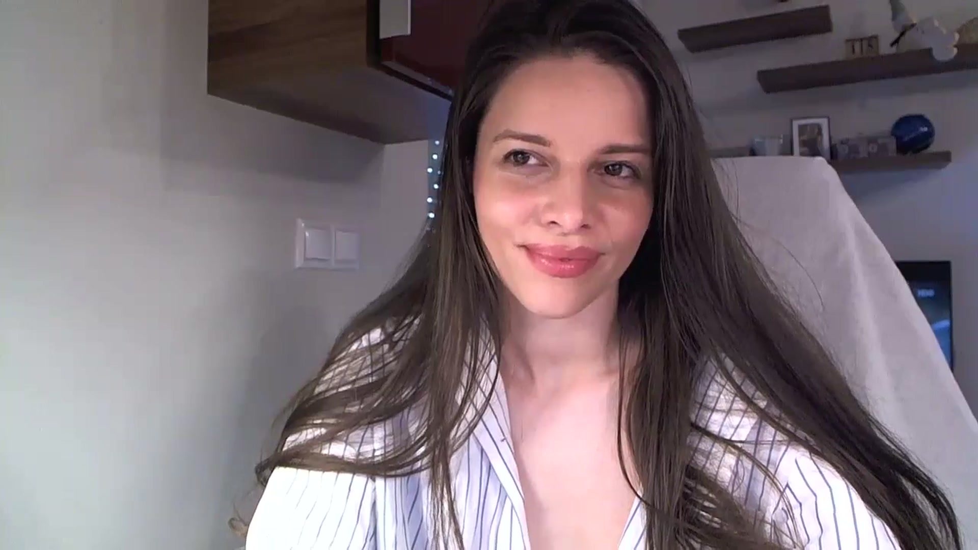 Gallery image thumbnail from Heaven_hot's myfreecams stream on, 07/20/2025, 15:18 image 10 of 20