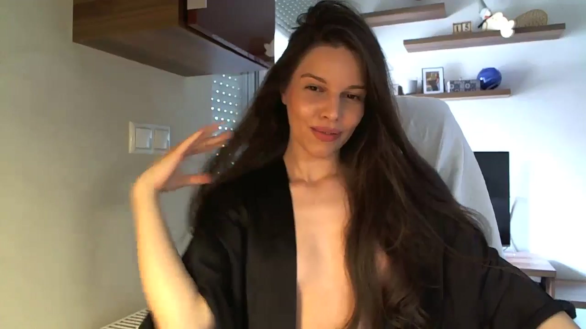 Gallery image thumbnail from Heaven_hot's myfreecams stream on, 07/22/2025, 14:19 image 5 of 20