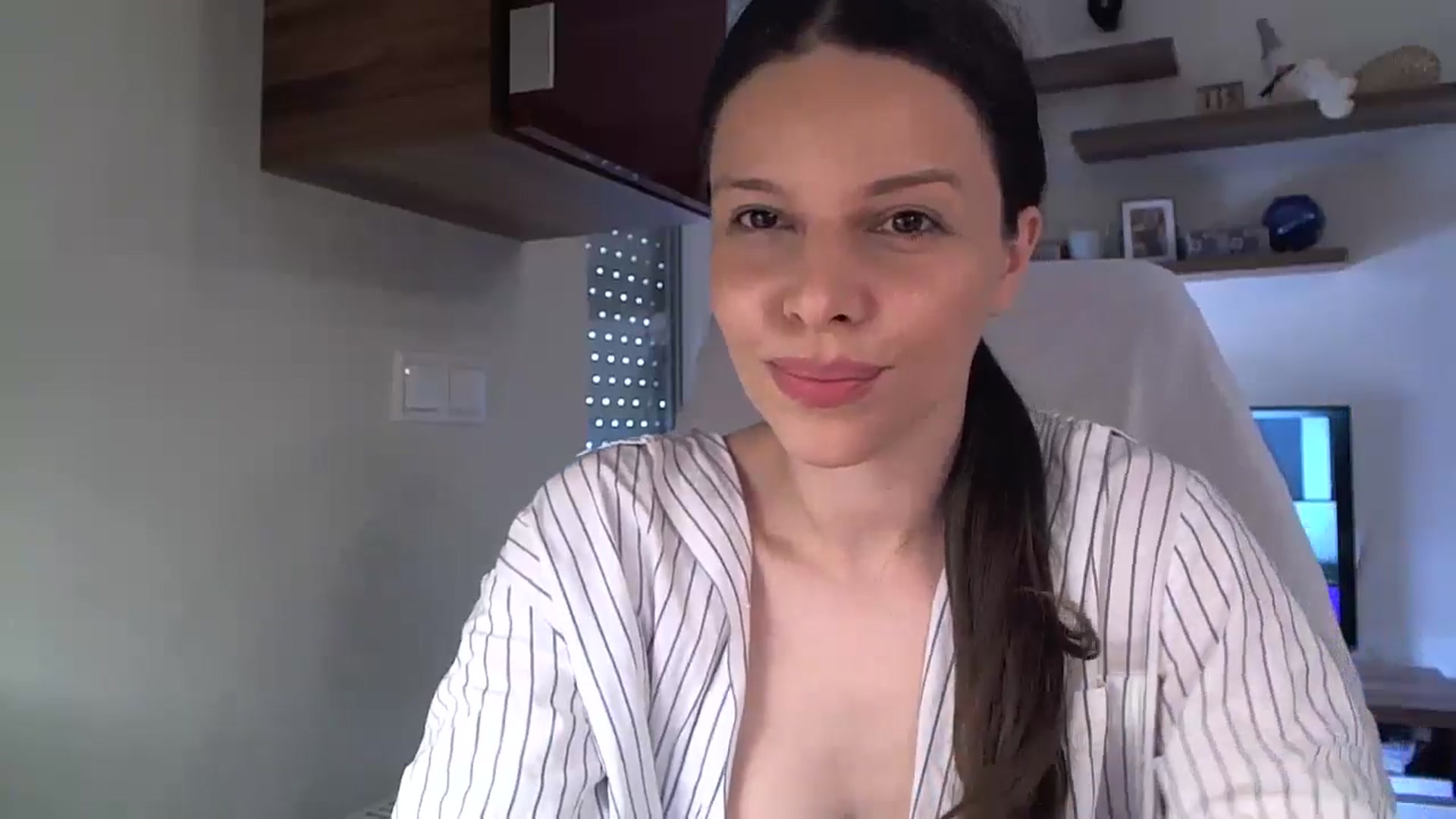 Gallery image thumbnail from Heaven_hot's myfreecams stream on, 07/25/2025, 15:54 image 20 of 20