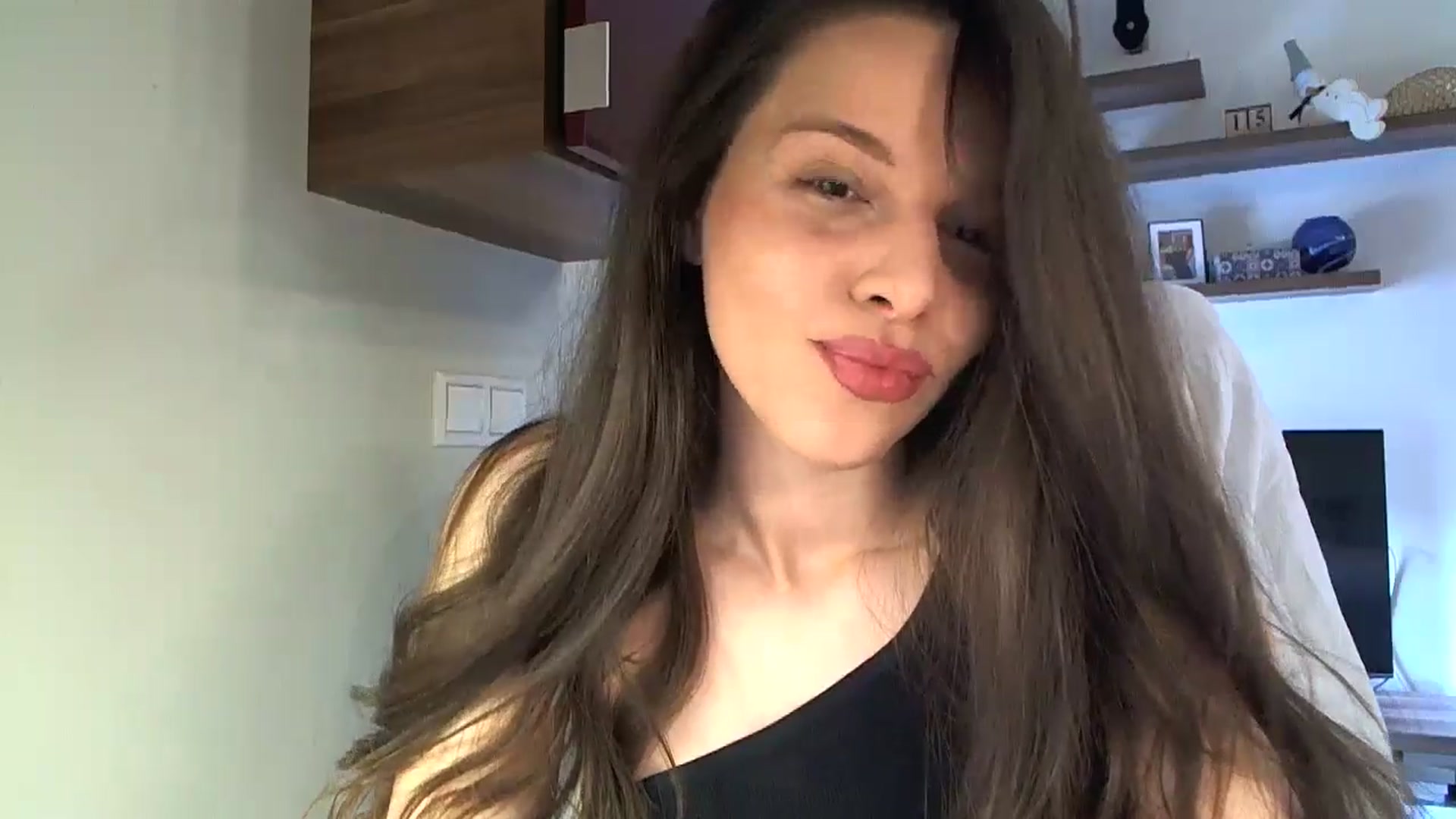Gallery image thumbnail from Heaven_hot's myfreecams stream on, 08/06/2025, 14:21 image 9 of 20