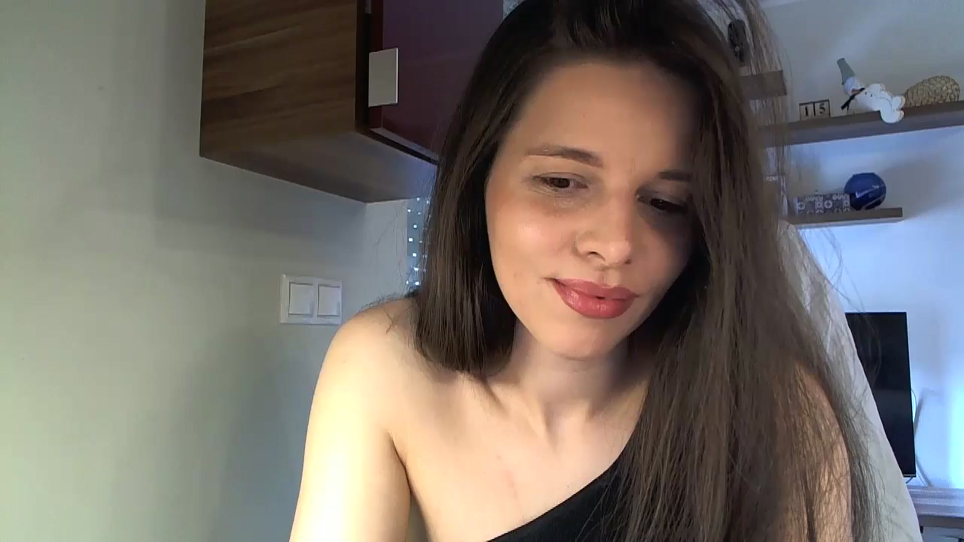 Gallery image thumbnail from Heaven_hot's myfreecams stream on, 08/06/2025, 14:21 image 4 of 20