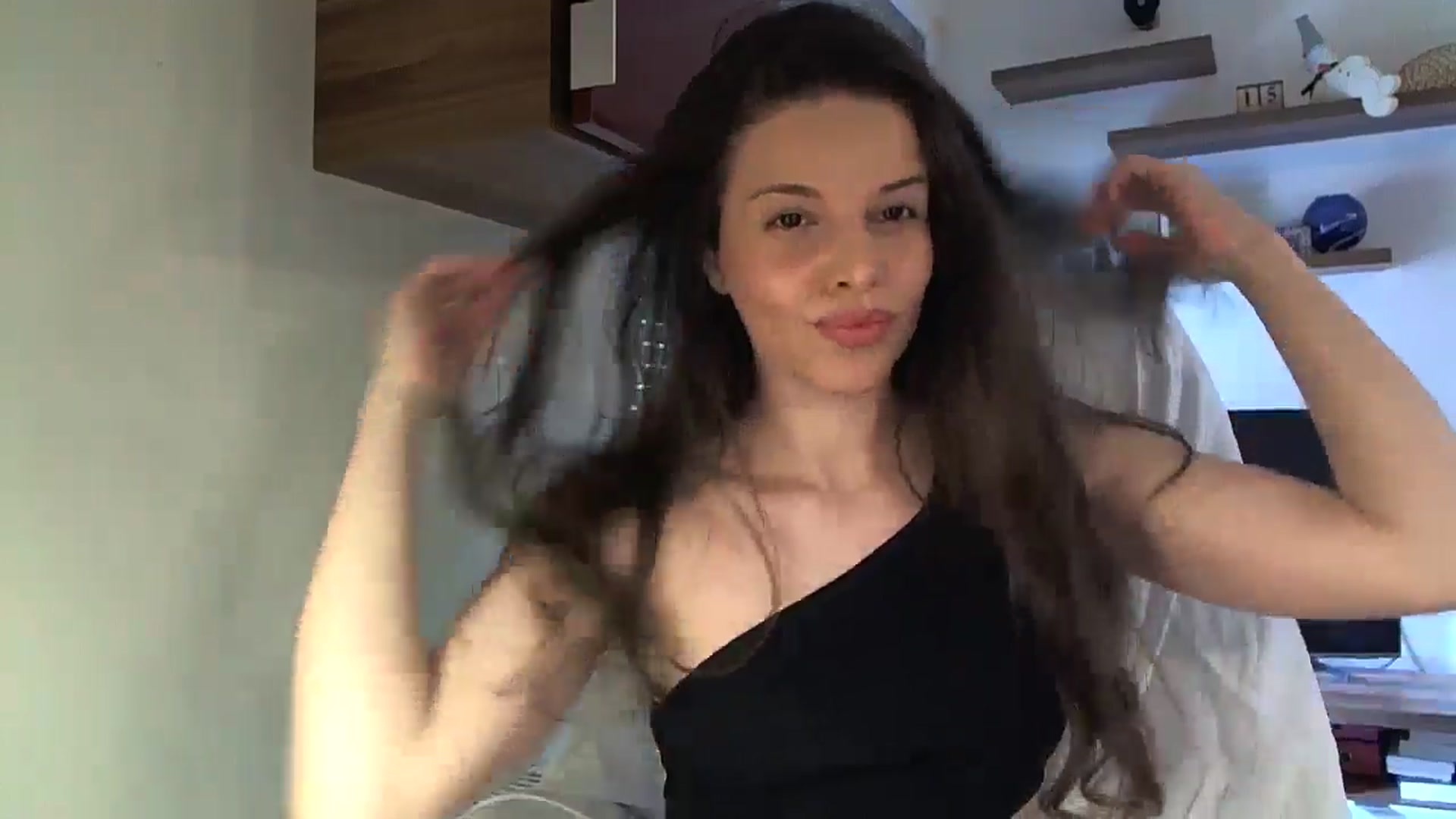 Gallery image thumbnail from Heaven_hot's myfreecams stream on, 08/06/2025, 14:21 image 16 of 20
