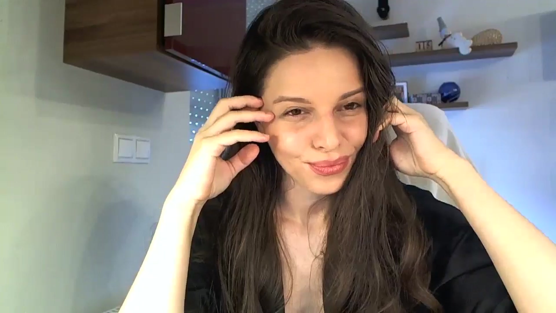 Gallery image thumbnail from Heaven_hot's myfreecams stream on, 08/08/2025, 13:23 image 18 of 20