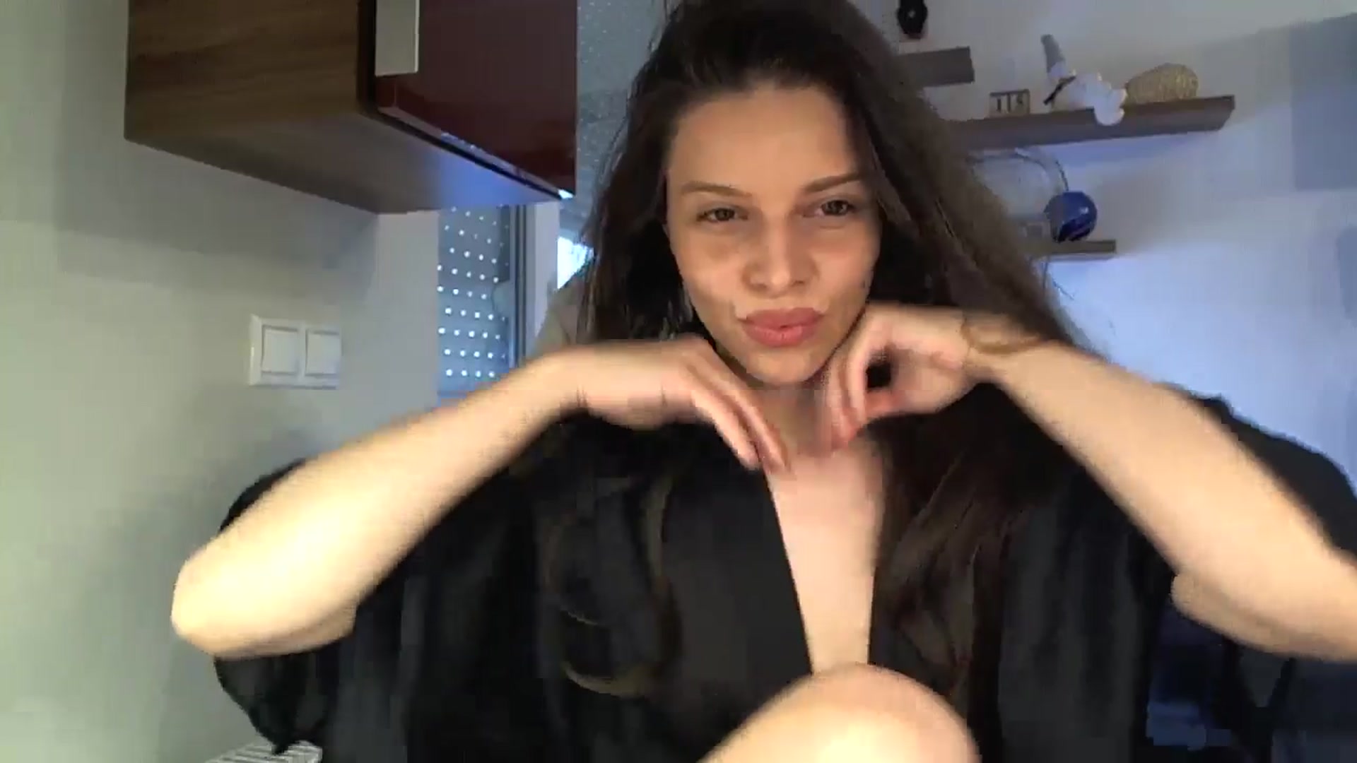 Gallery image thumbnail from Heaven_hot's myfreecams stream on, 08/08/2025, 13:23 image 4 of 20