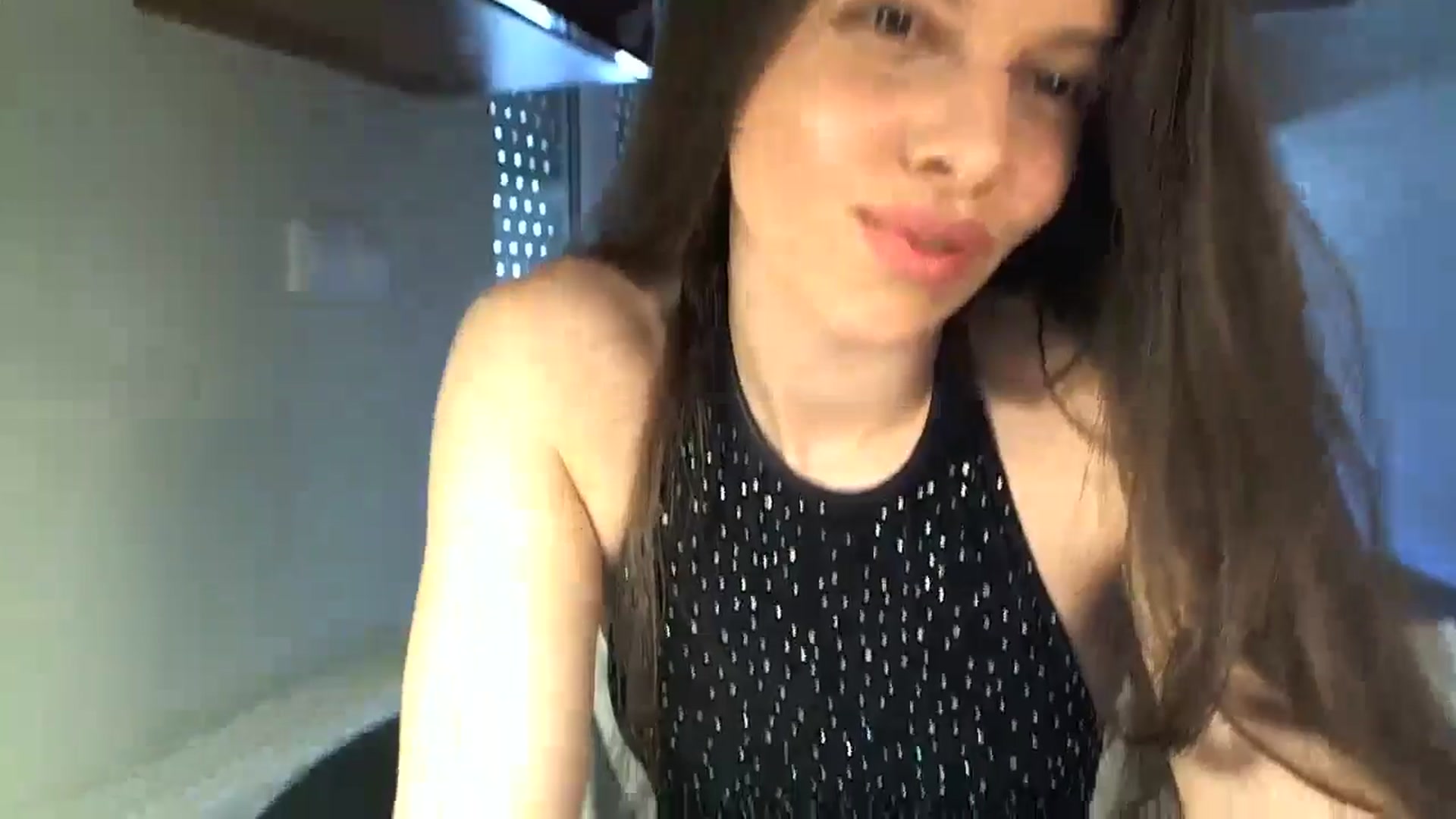 Gallery image thumbnail from Heaven_hot's myfreecams stream on, 08/09/2025, 15:23 image 18 of 20
