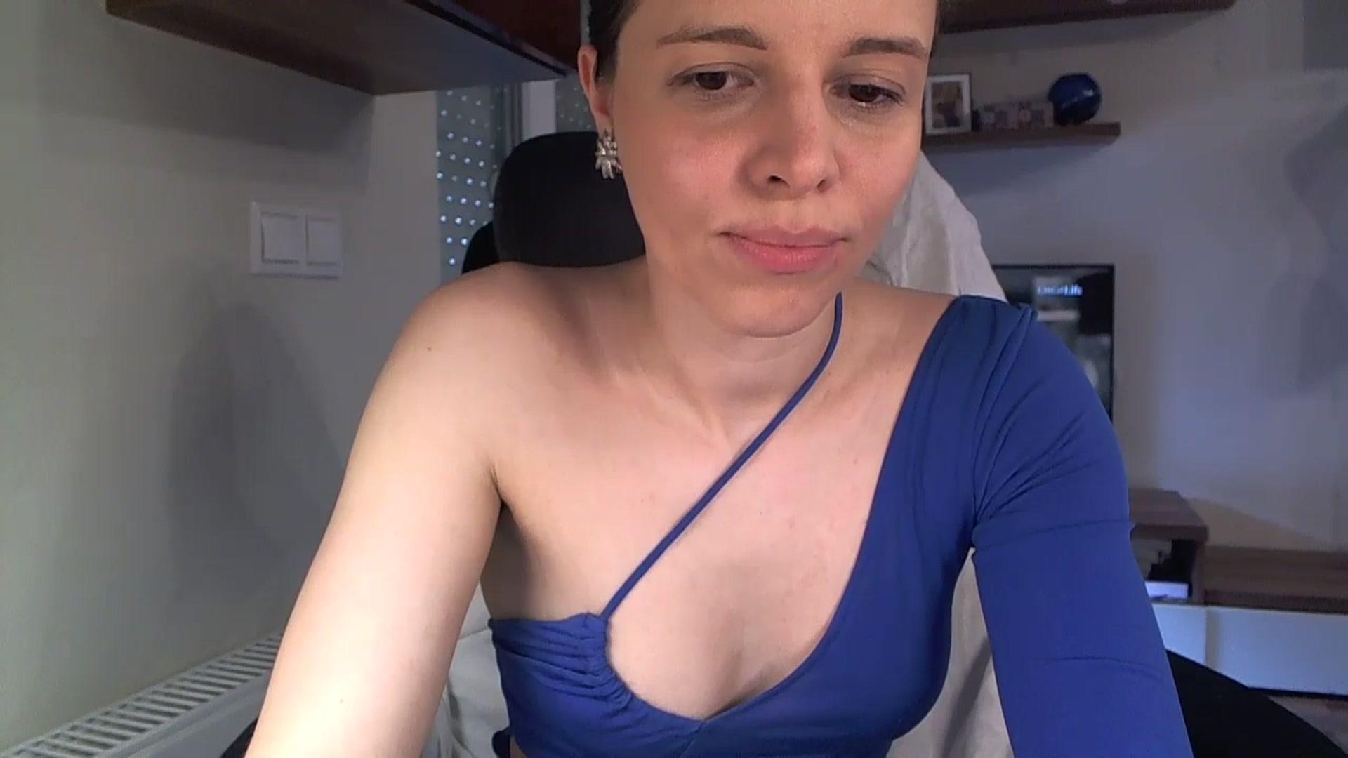 Gallery image thumbnail from Heaven_hot's myfreecams stream on, 08/17/2025, 15:37 image 20 of 20