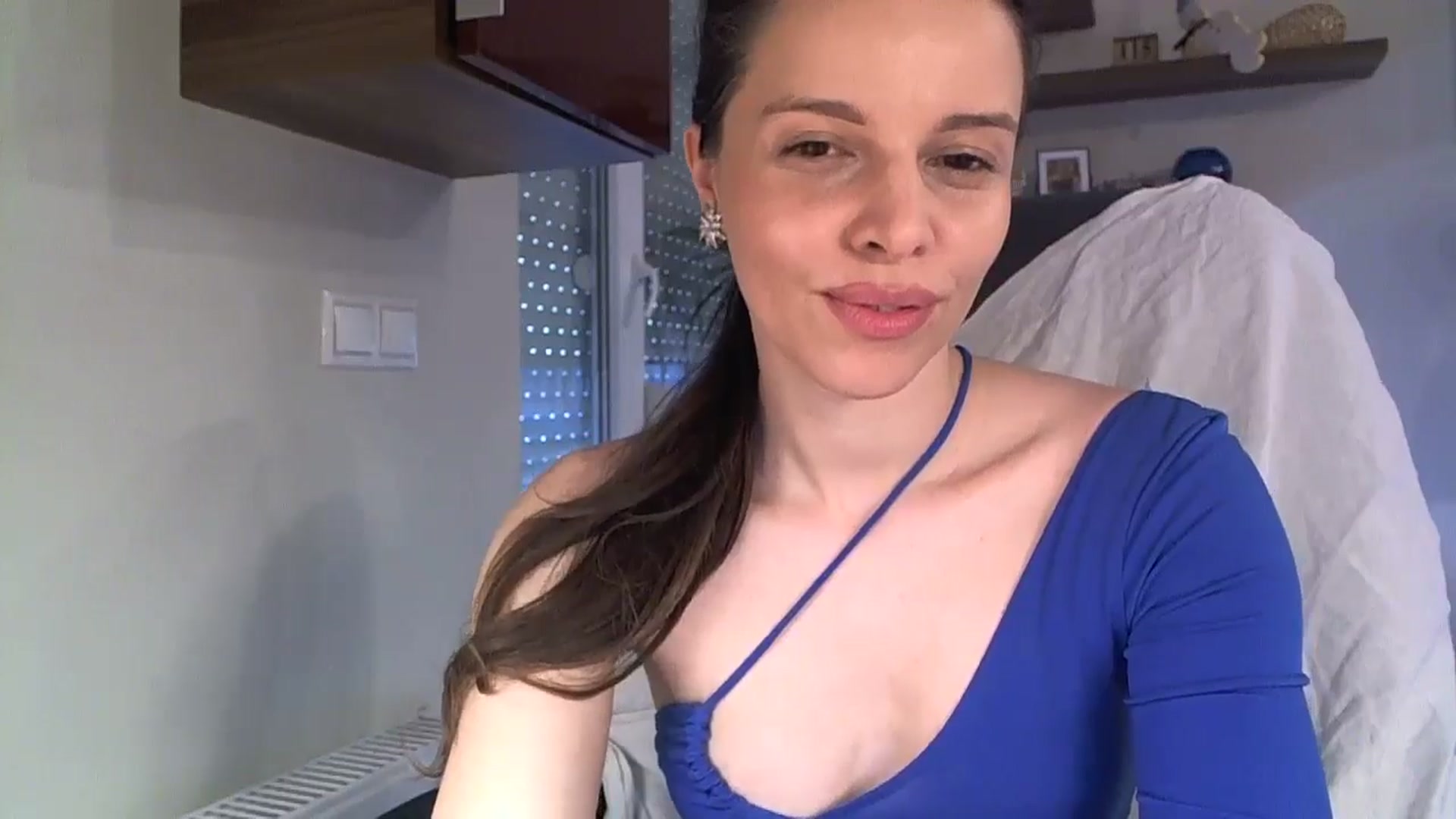 Gallery image thumbnail from Heaven_hot's myfreecams stream on, 08/17/2025, 15:37 image 12 of 20