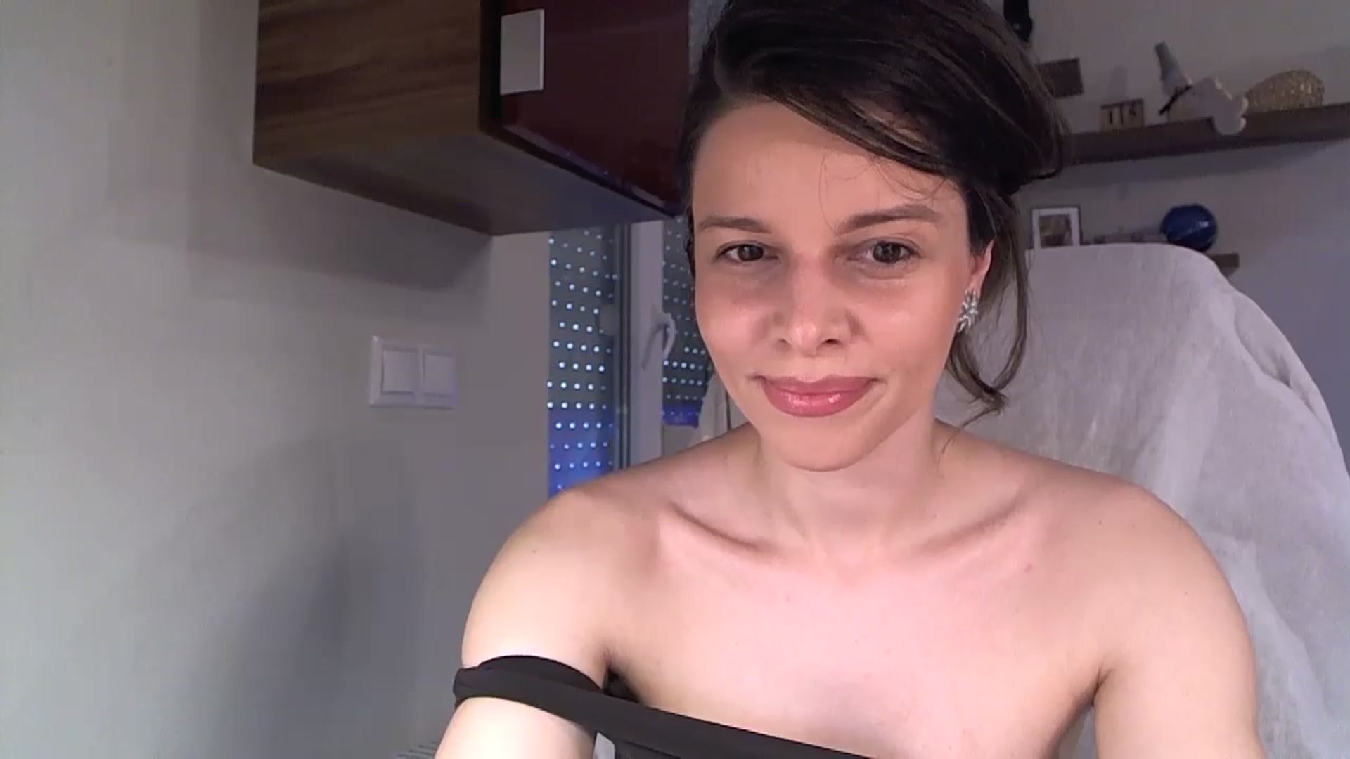 Gallery image thumbnail from Heaven_hot's myfreecams stream on, 09/13/2025, 13:00 image 6 of 20