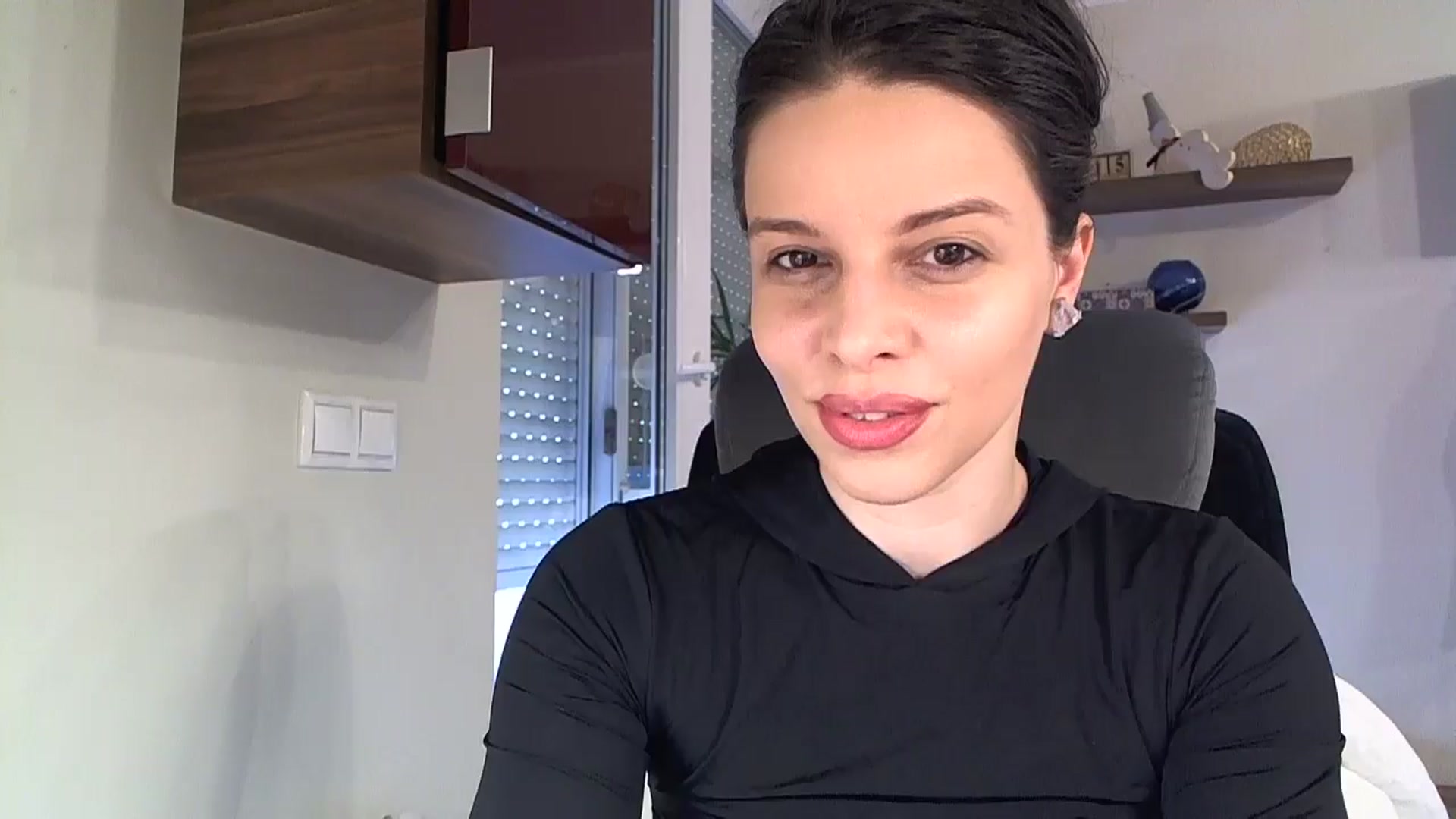 Gallery image thumbnail from Heaven_hot's myfreecams stream on, 09/14/2025, 15:43 image 1 of 20