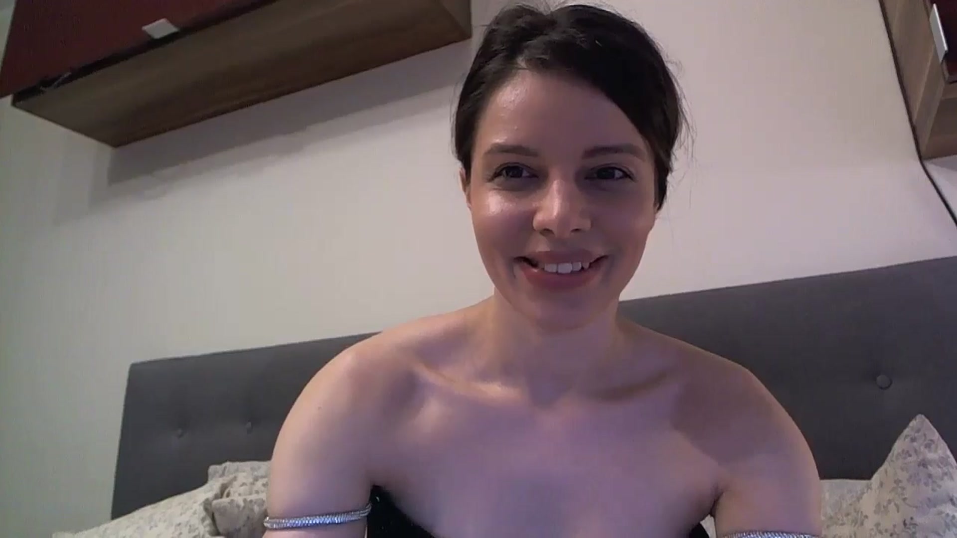 Gallery image thumbnail from Heaven_hot's myfreecams stream on, 09/20/2025, 16:03 image 10 of 20