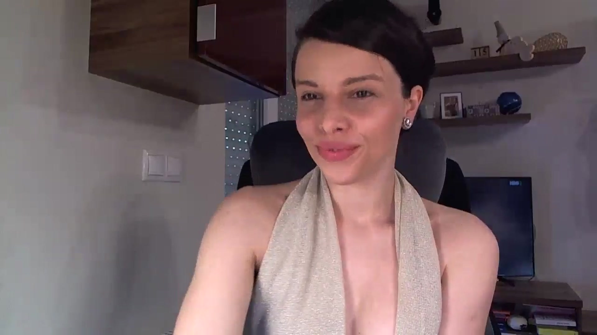 Gallery image thumbnail from Heaven_hot's myfreecams stream on, 09/28/2025, 14:56 image 2 of 20