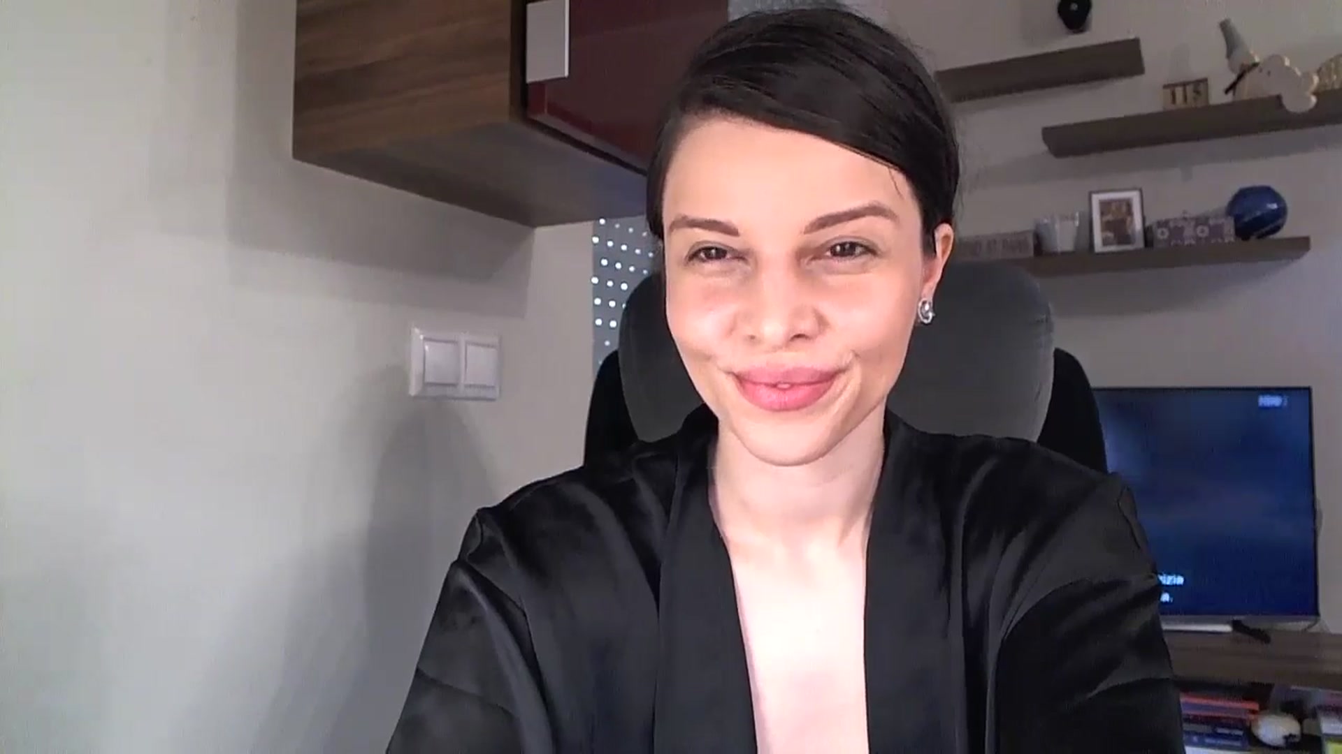 Gallery image thumbnail from Heaven_hot's myfreecams stream on, 09/28/2025, 14:56 image 14 of 20
