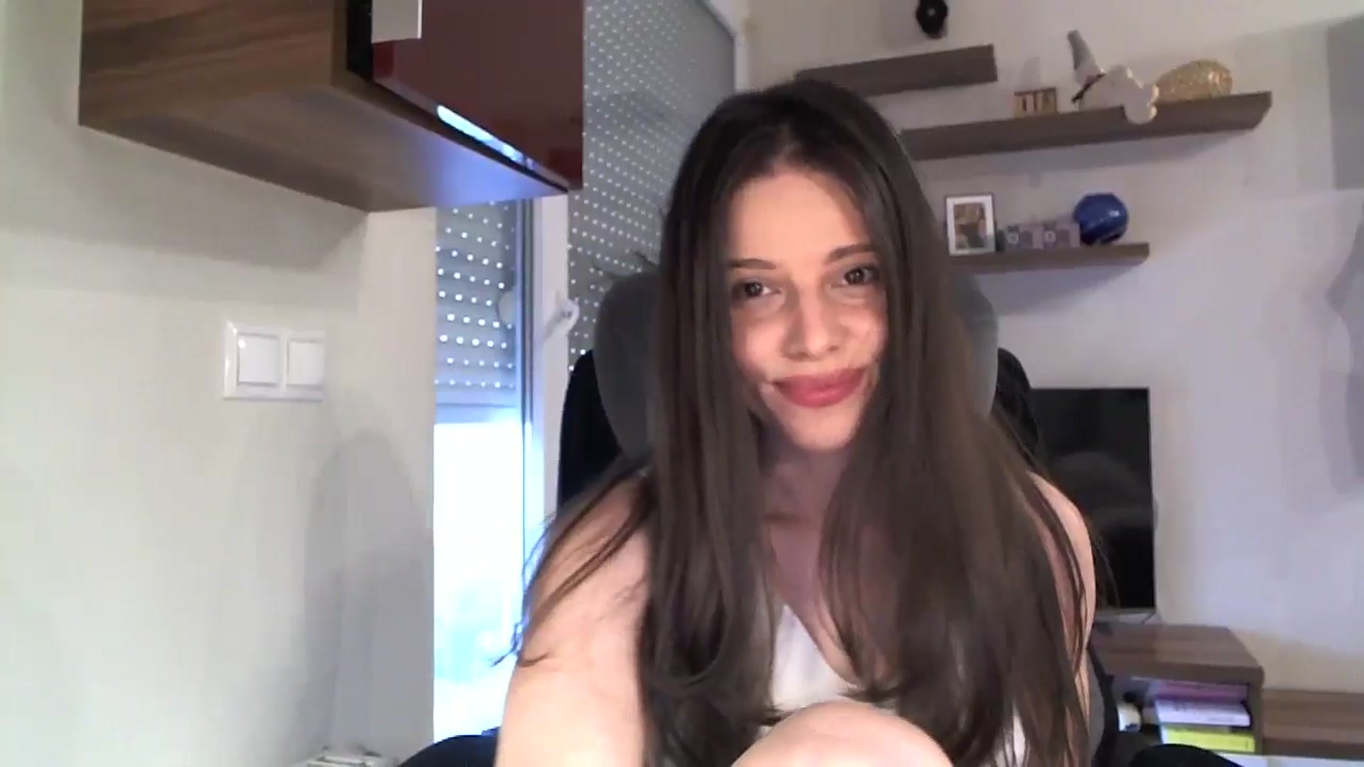 Gallery image thumbnail from Heaven_hot's myfreecams stream on, 10/06/2025, 11:56 image 20 of 20