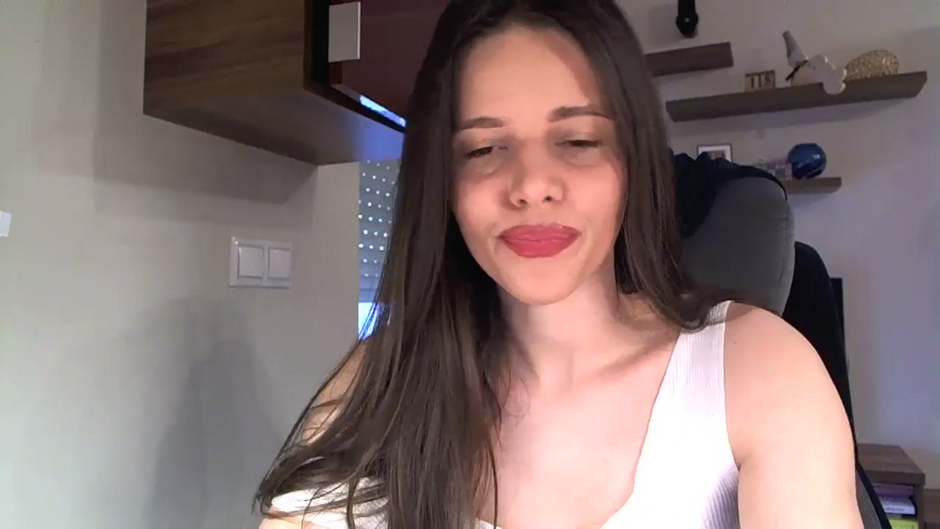 Gallery image thumbnail from Heaven_hot's myfreecams stream on, 10/06/2025, 11:56 image 8 of 20