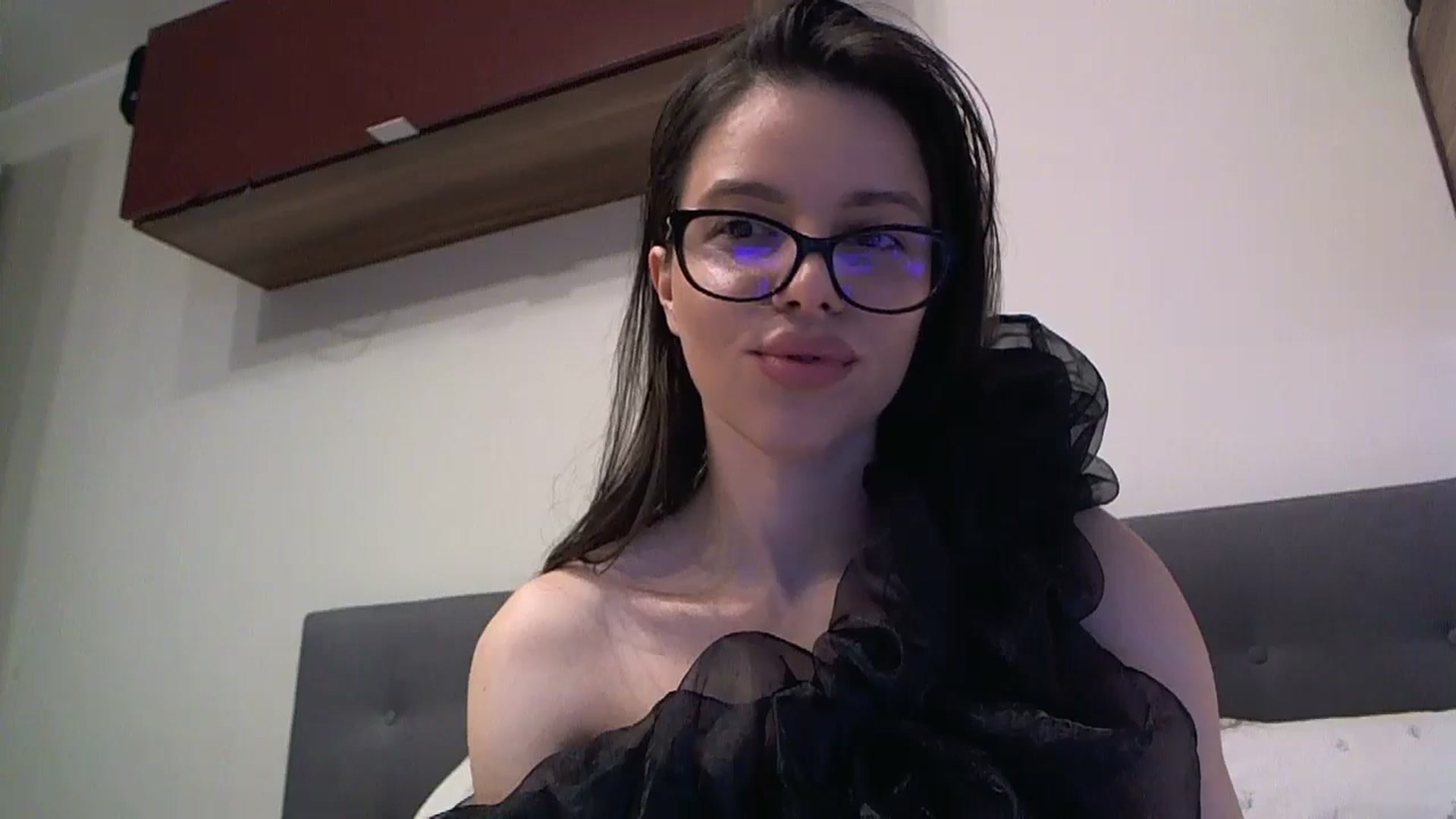 Gallery image thumbnail from Heaven_hot's myfreecams stream on, 10/11/2025, 12:10 image 20 of 20