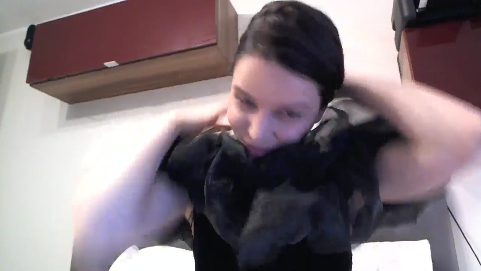 Gallery image thumbnail from Heaven_hot's myfreecams stream on, 10/11/2025, 12:10 image 6 of 20