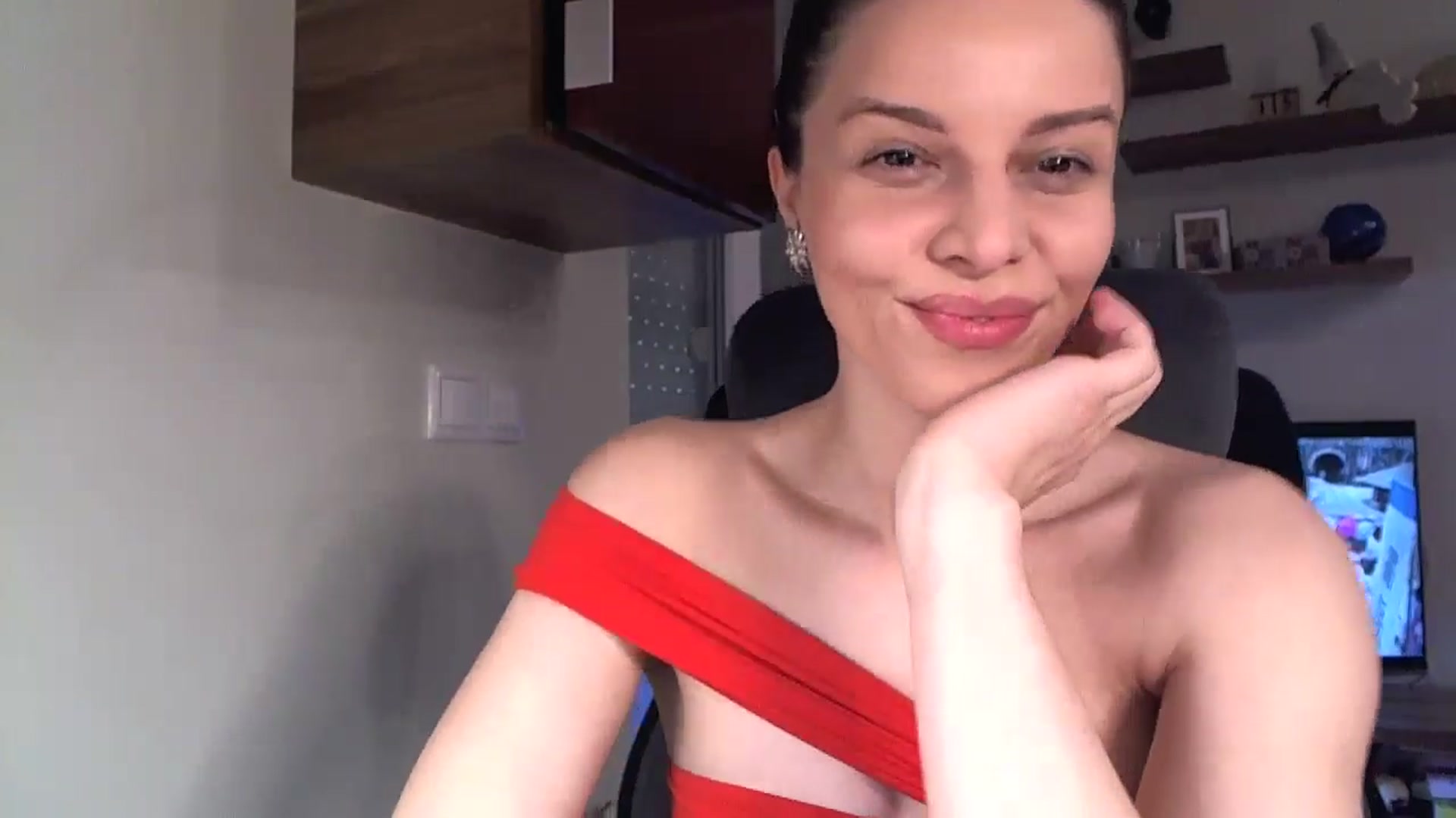 Gallery image thumbnail from Heaven_hot's myfreecams stream on, 10/12/2025, 15:01 image 14 of 20