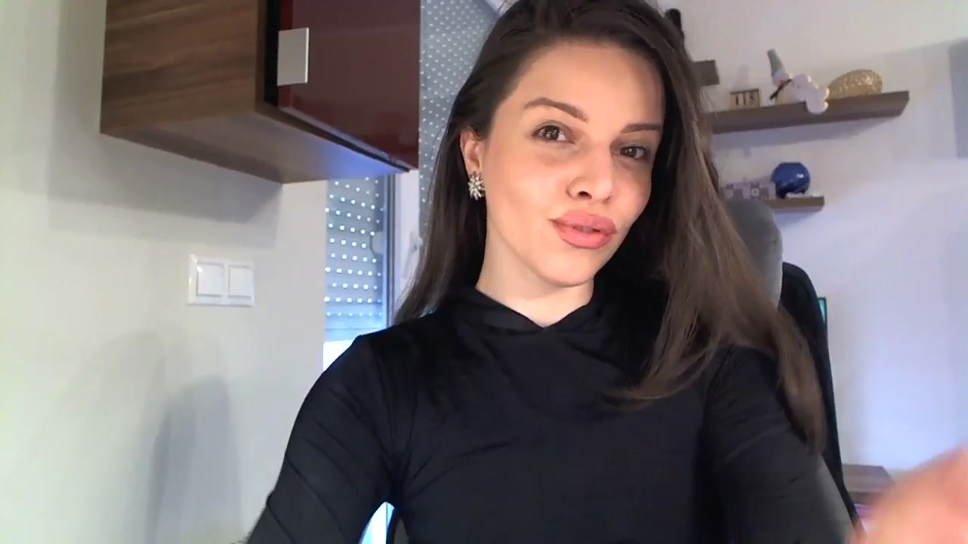 Gallery image thumbnail from Heaven_hot's myfreecams stream on, 10/19/2025, 12:00 image 8 of 20
