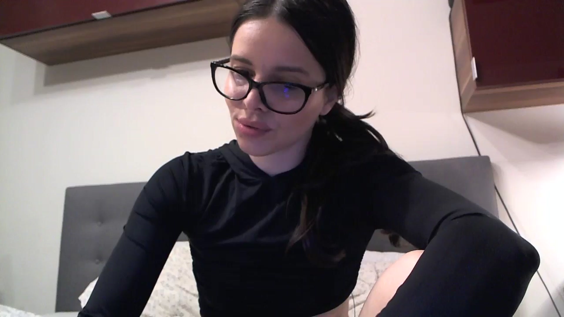 Gallery image thumbnail from Heaven_hot's myfreecams stream on, 11/08/2025, 15:58 image 2 of 20