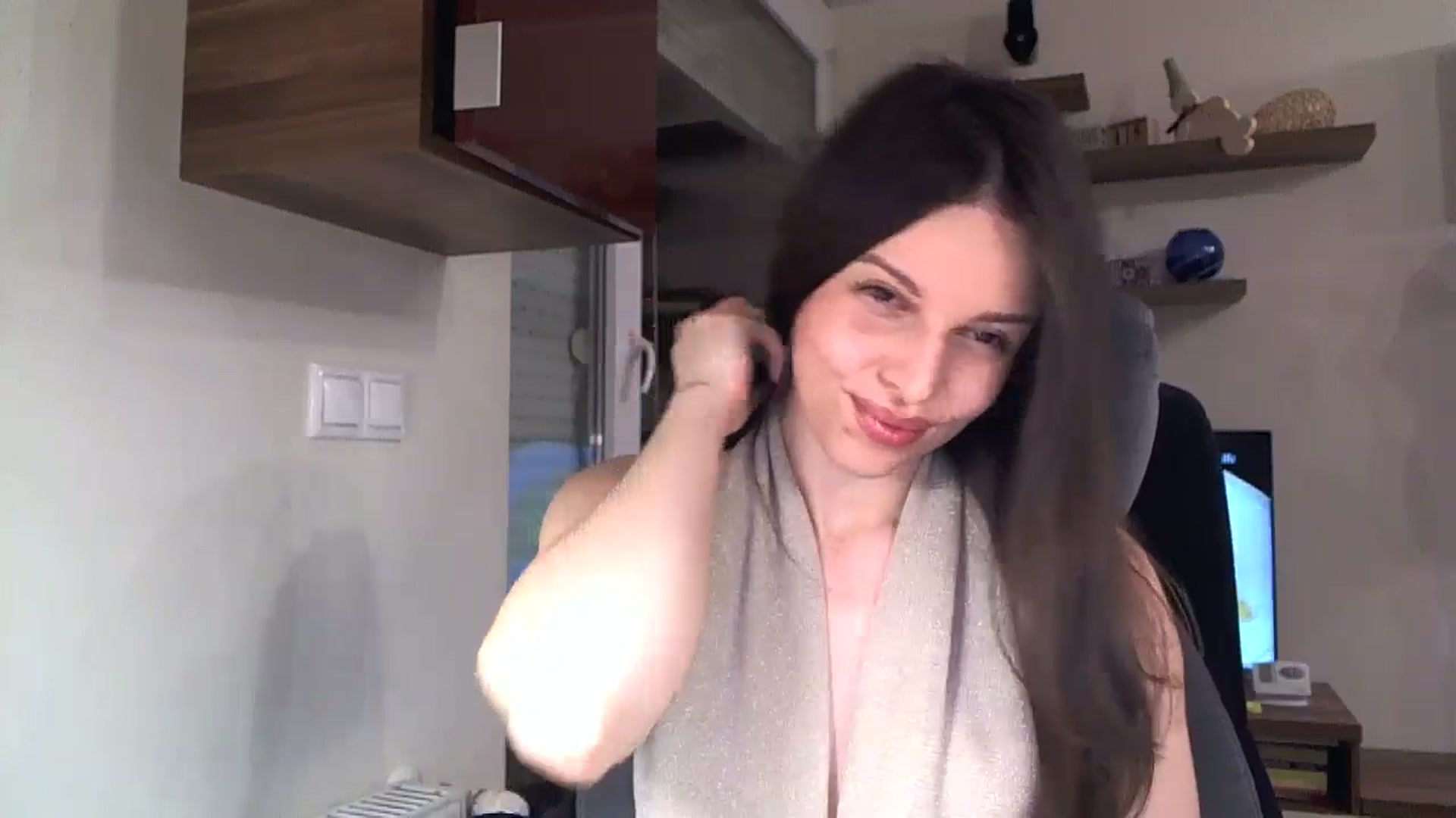 Gallery image thumbnail from Heaven_hot's myfreecams stream on, 11/10/2025, 18:07 image 16 of 20