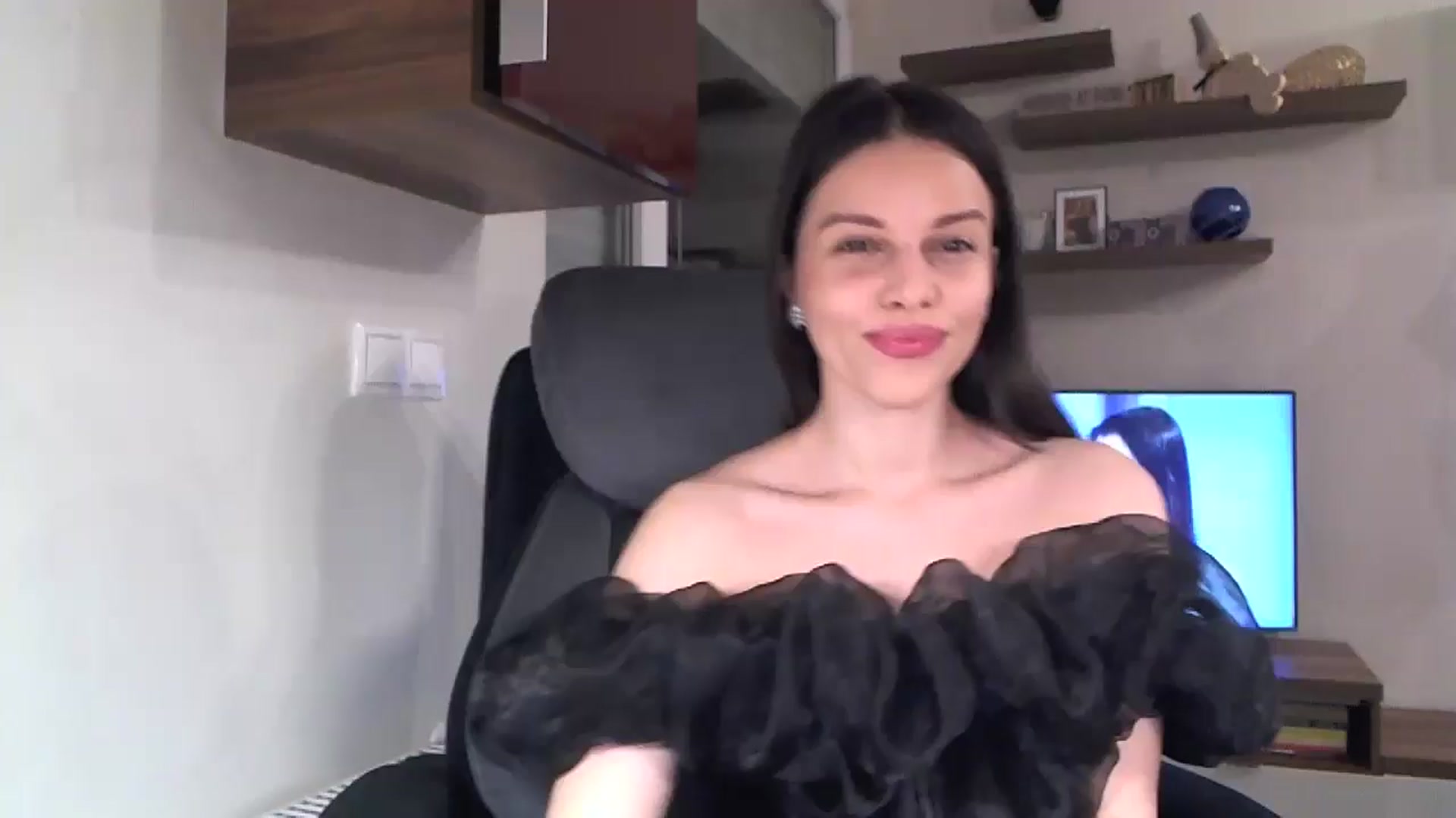 Gallery image thumbnail from Heaven_hot's myfreecams stream on, 11/12/2025, 16:12 image 19 of 20