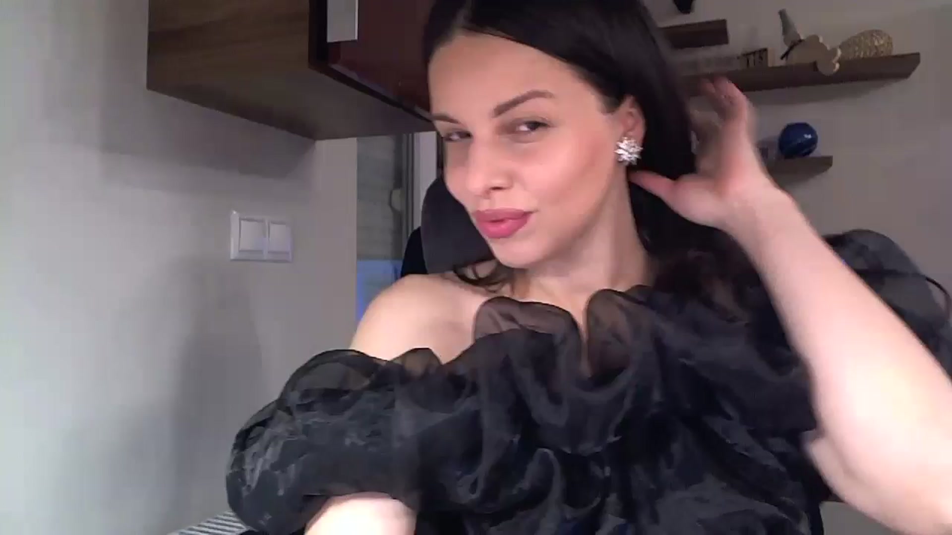 Gallery image thumbnail from Heaven_hot's myfreecams stream on, 11/12/2025, 16:12 image 16 of 20