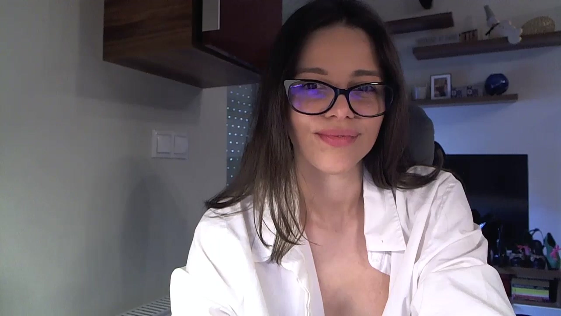 Gallery image thumbnail from Heaven_hot's myfreecams stream on, 11/15/2025, 13:35 image 14 of 20
