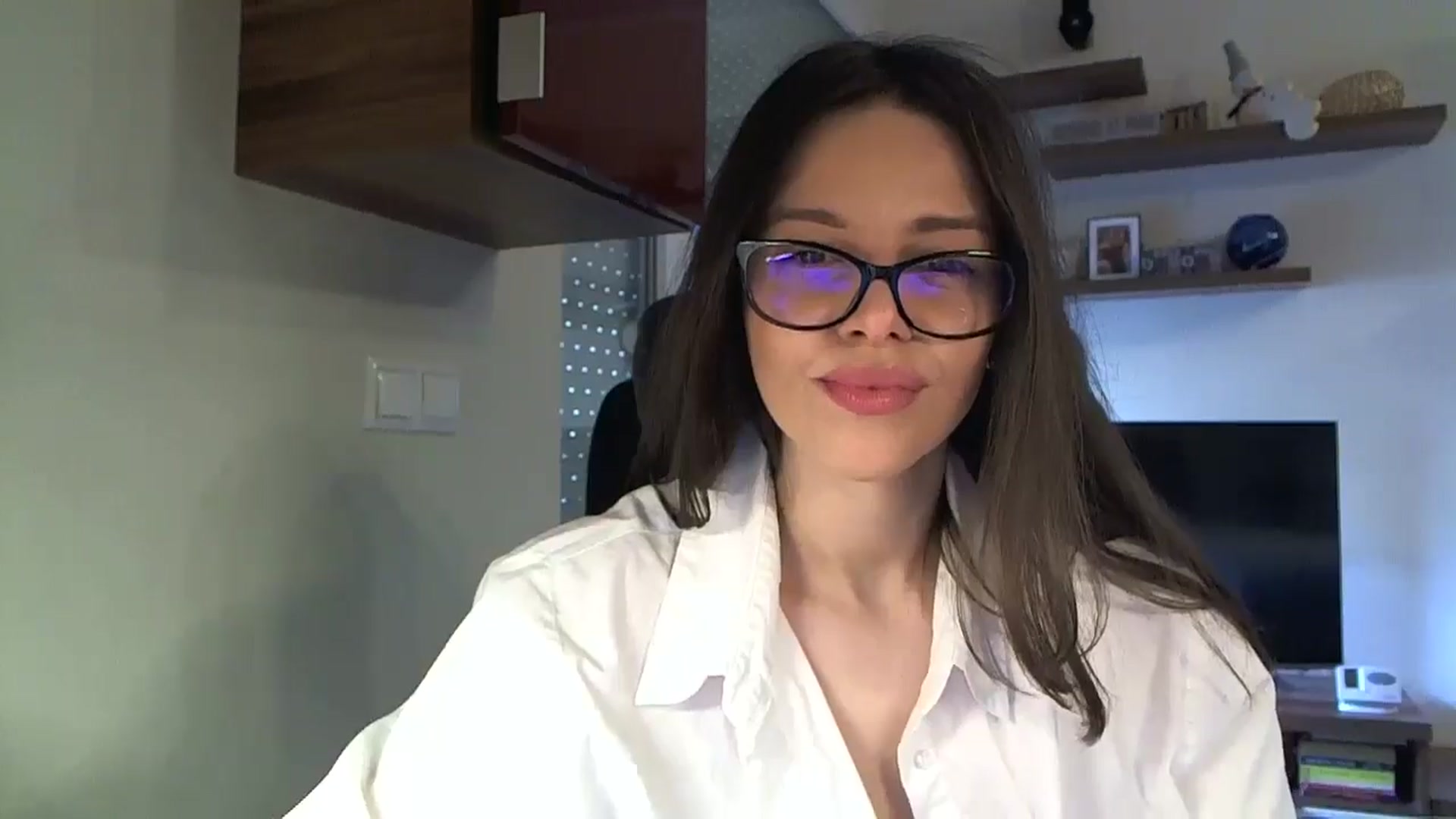 Gallery image thumbnail from Heaven_hot's myfreecams stream on, 11/15/2025, 13:35 image 6 of 20