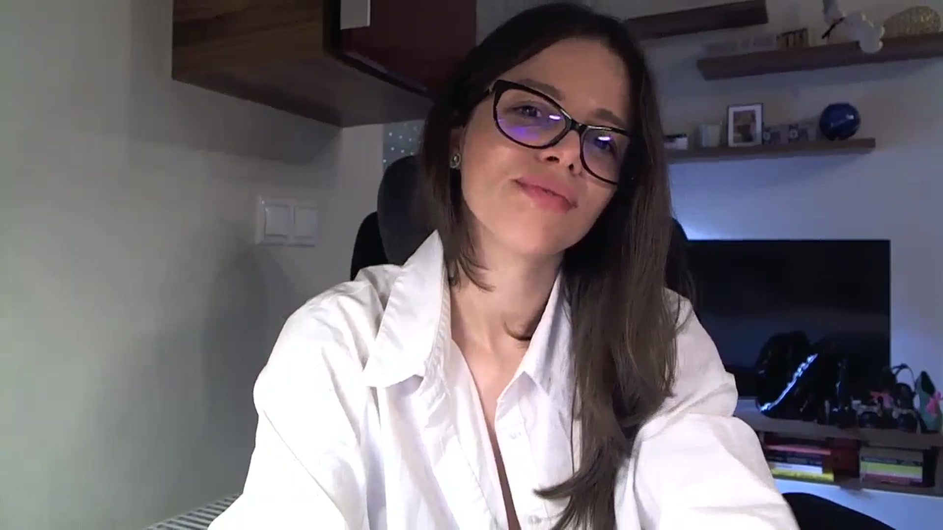 Gallery image thumbnail from Heaven_hot's myfreecams stream on, 11/15/2025, 13:35 image 20 of 20