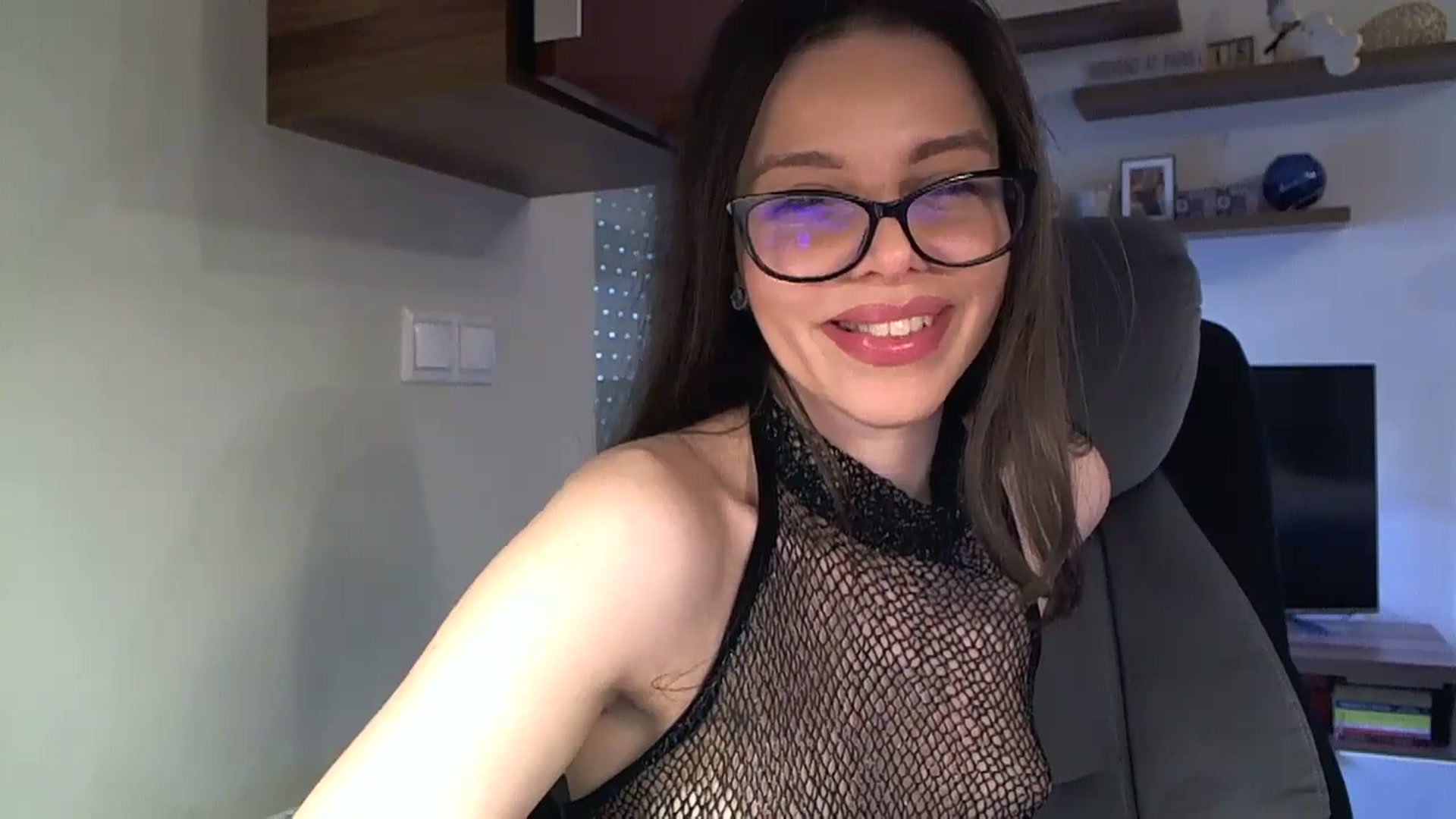 Gallery image thumbnail from Heaven_hot's myfreecams stream on, 11/16/2025, 12:49 image 19 of 20