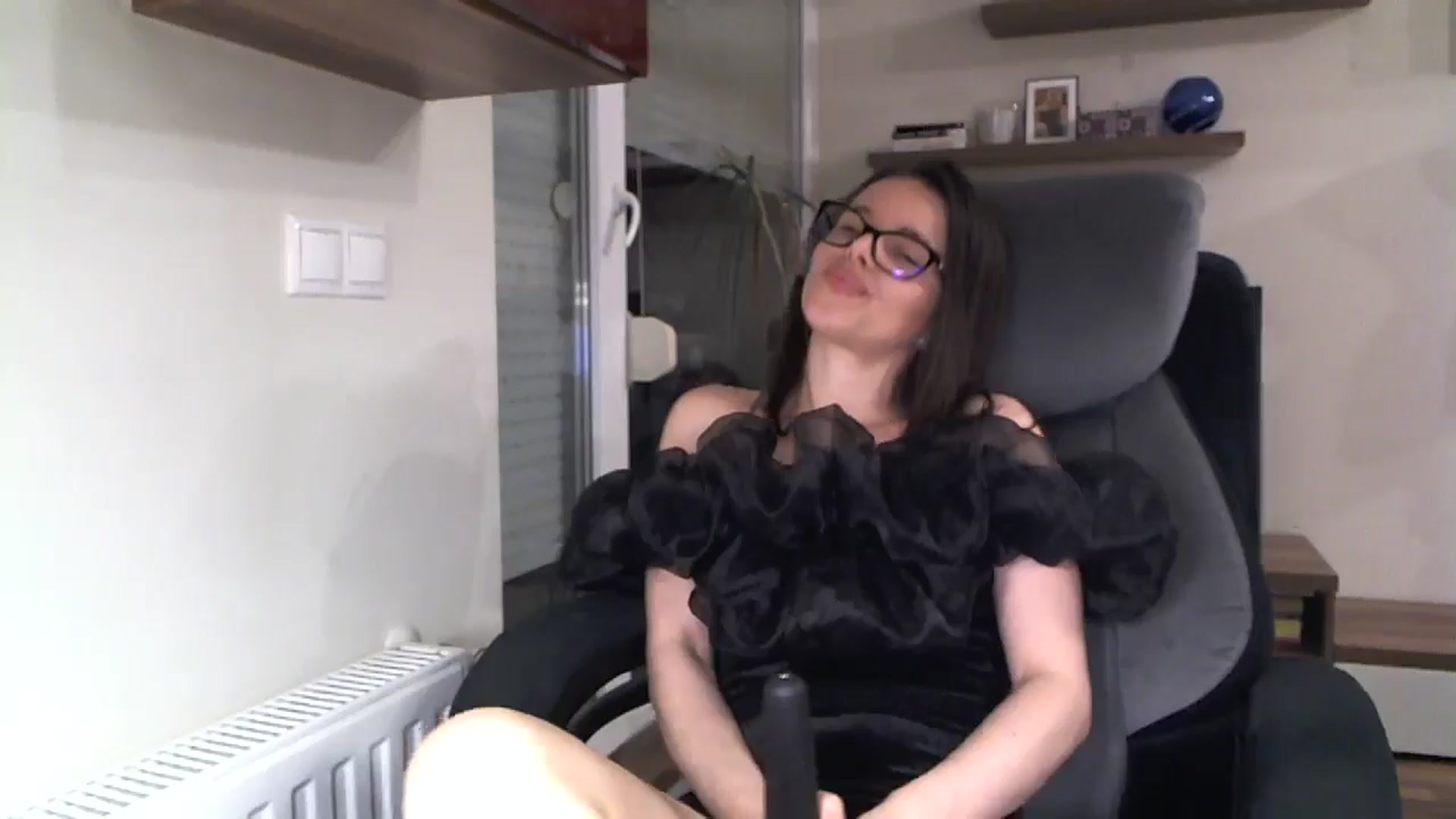 Gallery image thumbnail from Heaven_hot's myfreecams stream on, 11/16/2025, 17:21 image 11 of 20