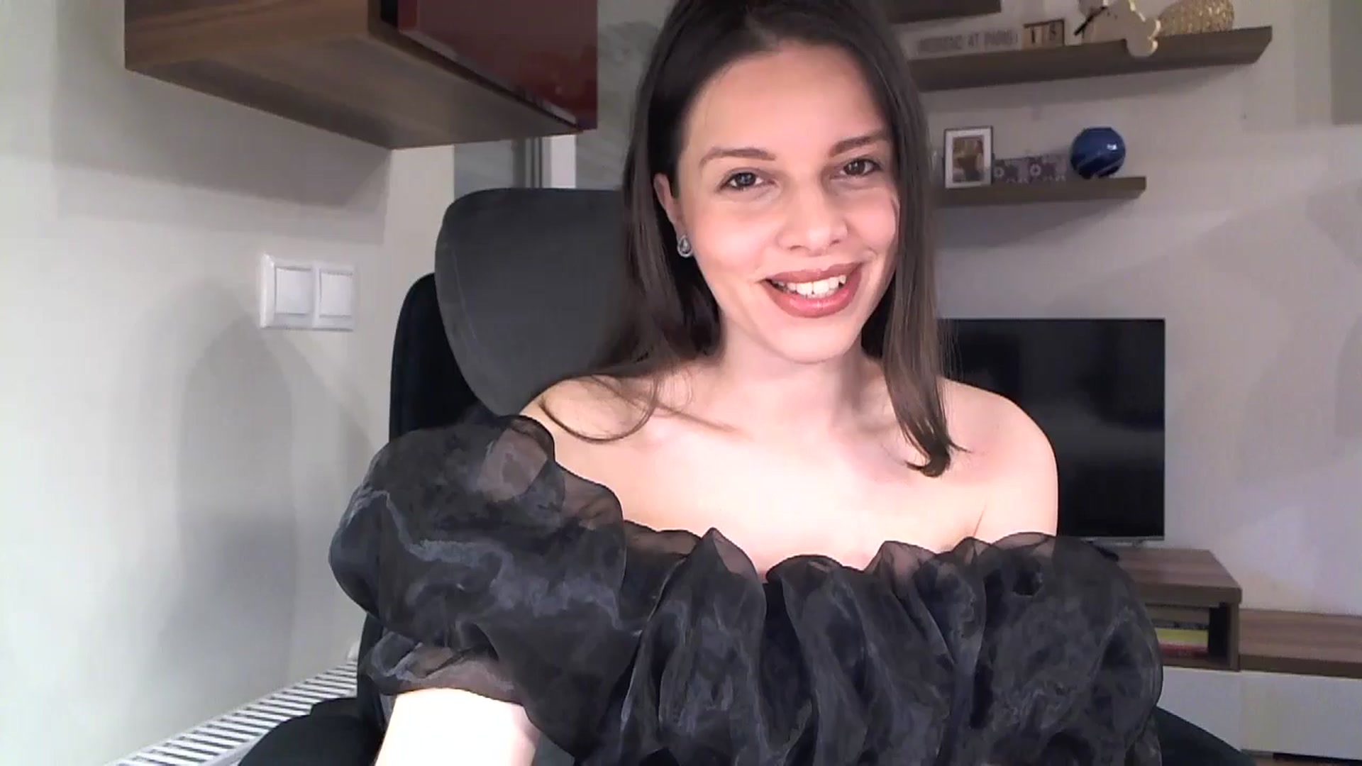 Gallery image thumbnail from Heaven_hot's myfreecams stream on, 11/16/2025, 17:21 image 1 of 20