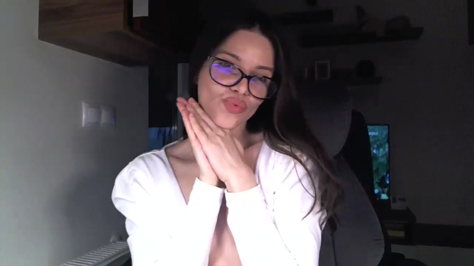 Gallery image thumbnail from Heaven_hot's myfreecams stream on, 11/25/2025, 15:55 image 9 of 20