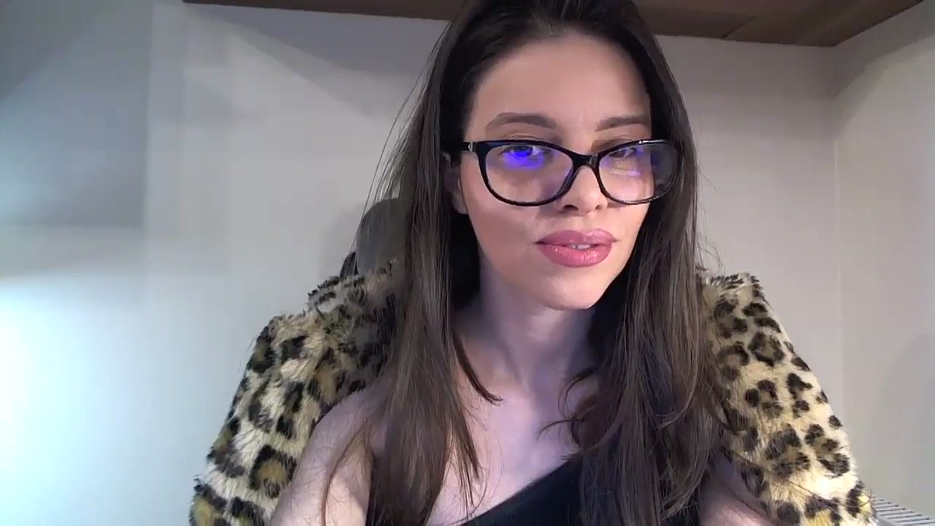 Gallery image thumbnail from Heaven_hot's myfreecams stream on, 11/29/2025, 11:12 image 5 of 20
