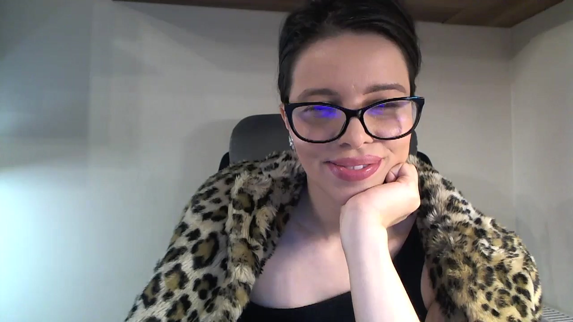 Gallery image thumbnail from Heaven_hot's myfreecams stream on, 11/29/2025, 11:12 image 11 of 20