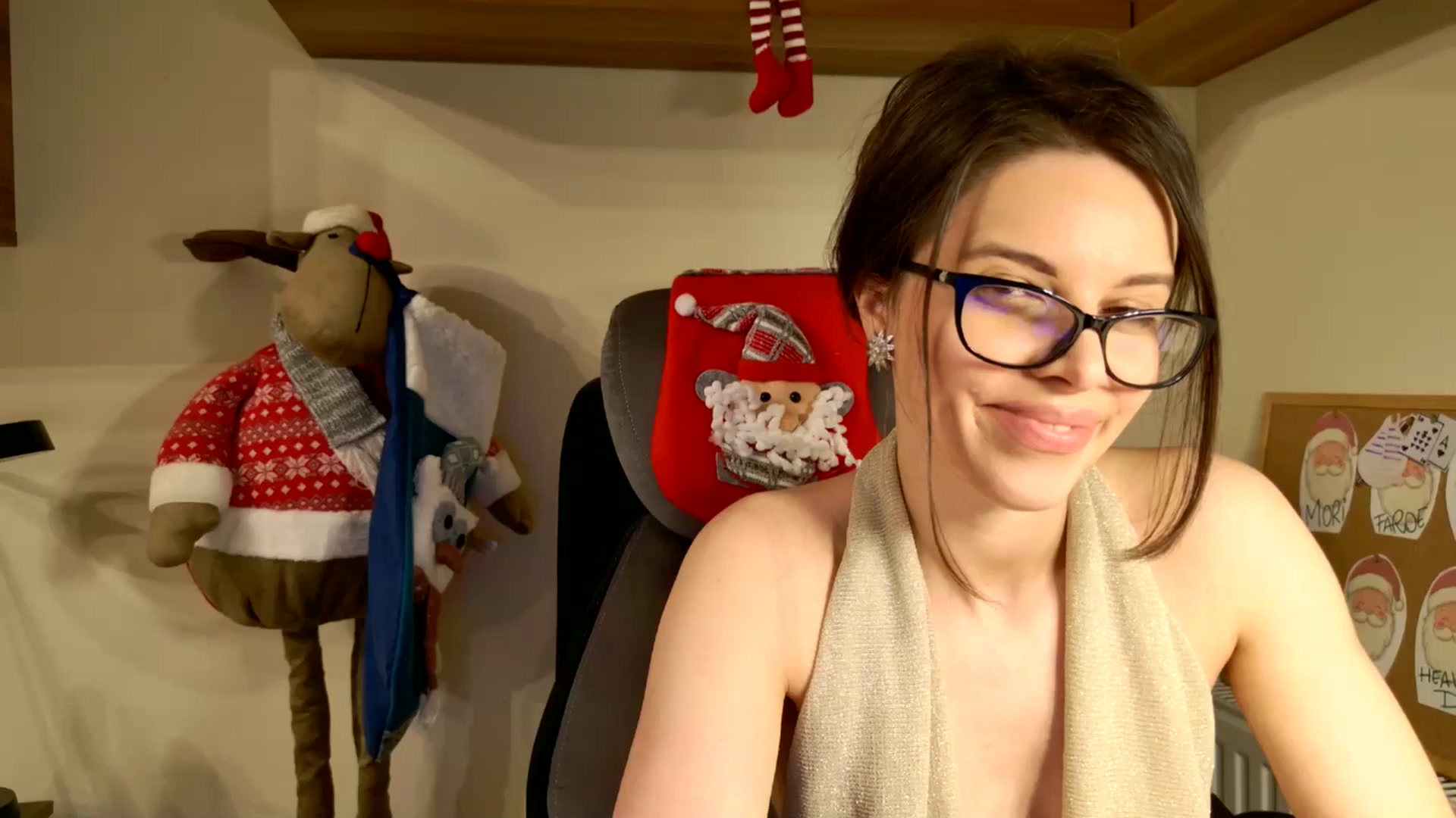 Gallery image thumbnail from Heaven_hot's myfreecams stream on, 12/21/2025, 15:41 image 18 of 20