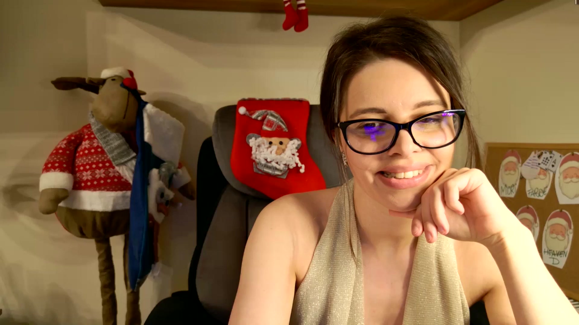 Gallery image thumbnail from Heaven_hot's myfreecams stream on, 12/21/2025, 15:41 image 16 of 20