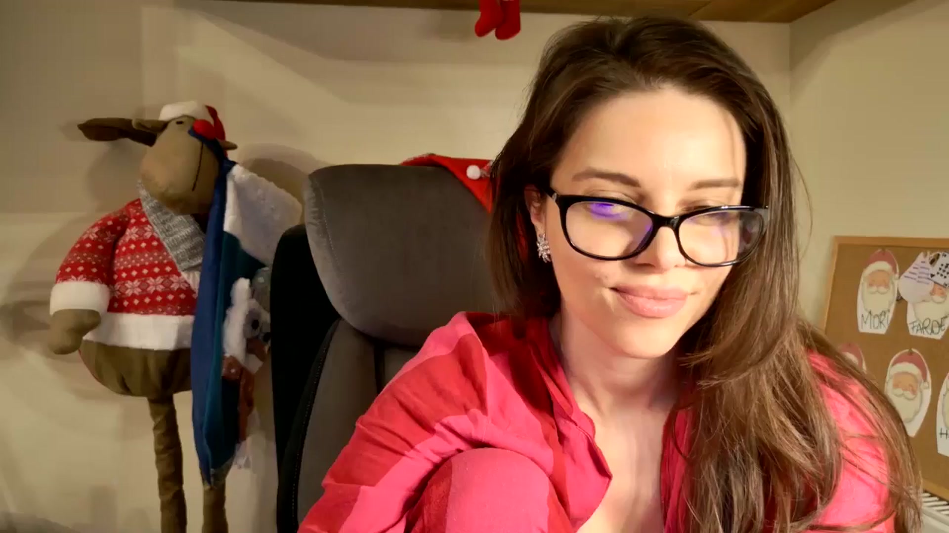 Gallery image thumbnail from Heaven_hot's myfreecams stream on, 12/21/2025, 18:07 image 5 of 20
