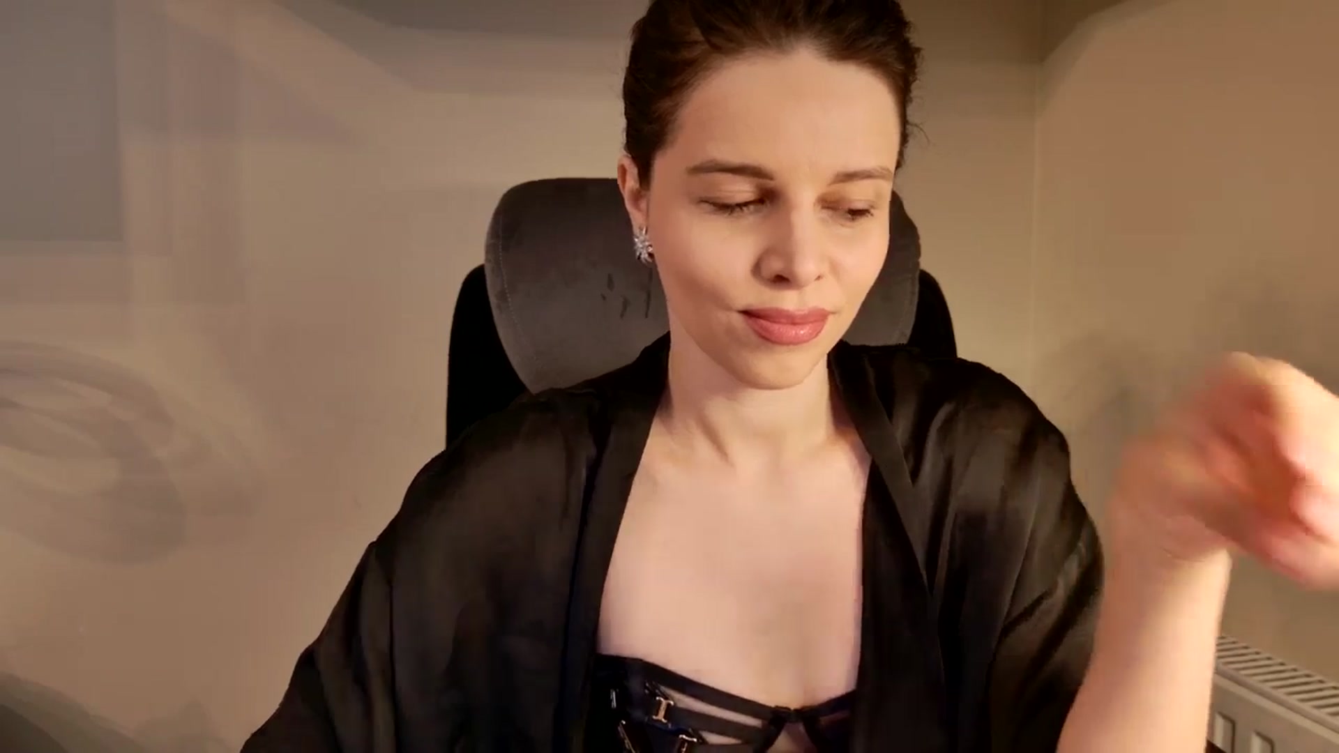 Gallery image thumbnail from Heaven_hot's myfreecams stream on, 01/11/2026, 14:28 image 2 of 20