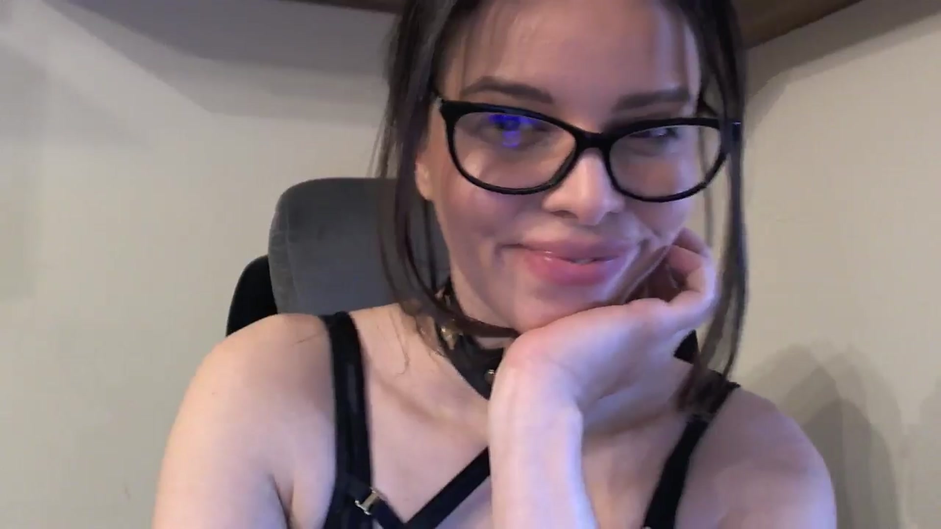 Gallery image thumbnail from Heaven_hot's myfreecams stream on, 01/18/2026, 13:53 image 9 of 20