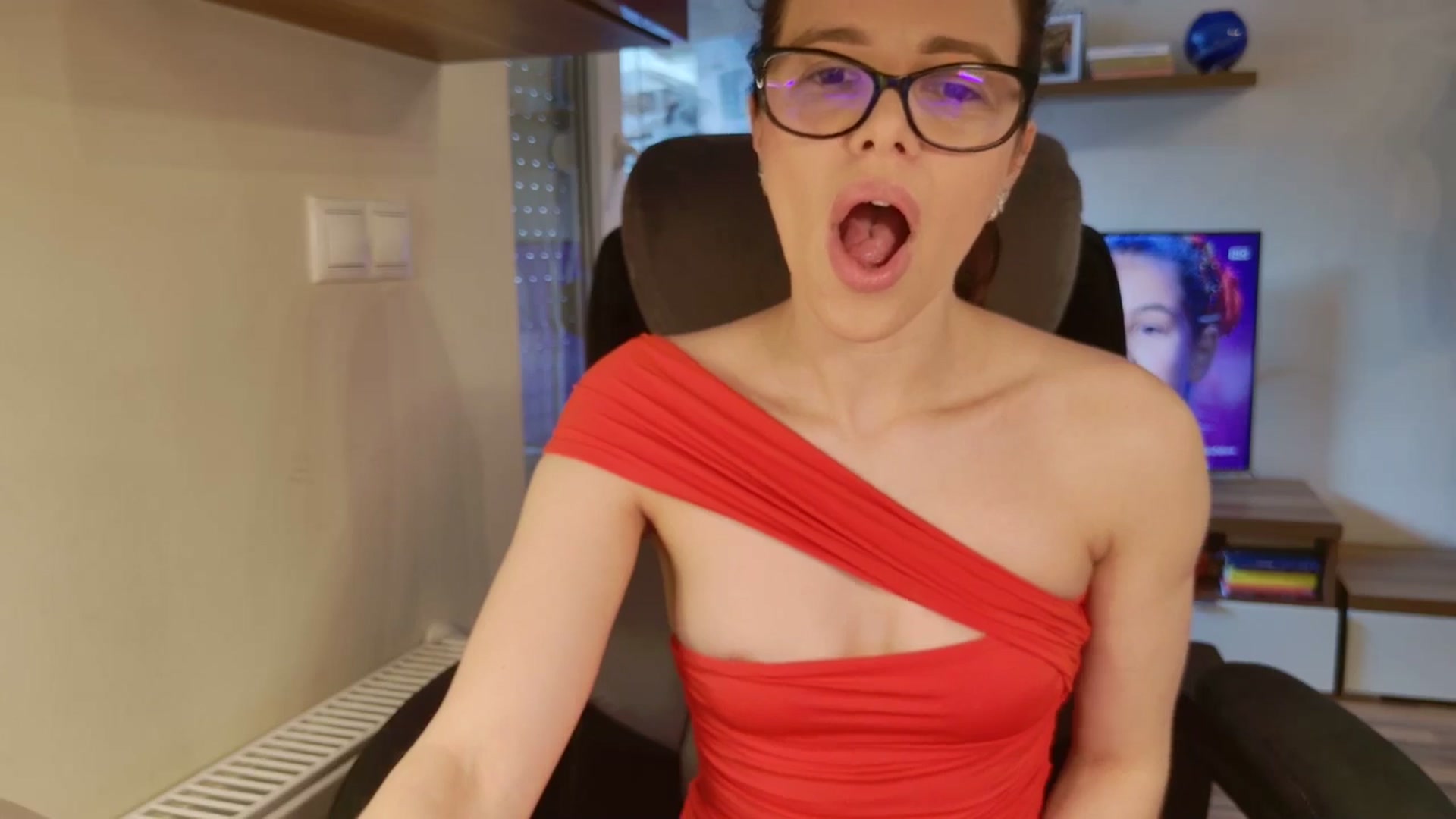 Gallery image thumbnail from Heaven_hot's myfreecams stream on, 03/14/2026, 17:06 image 2 of 20