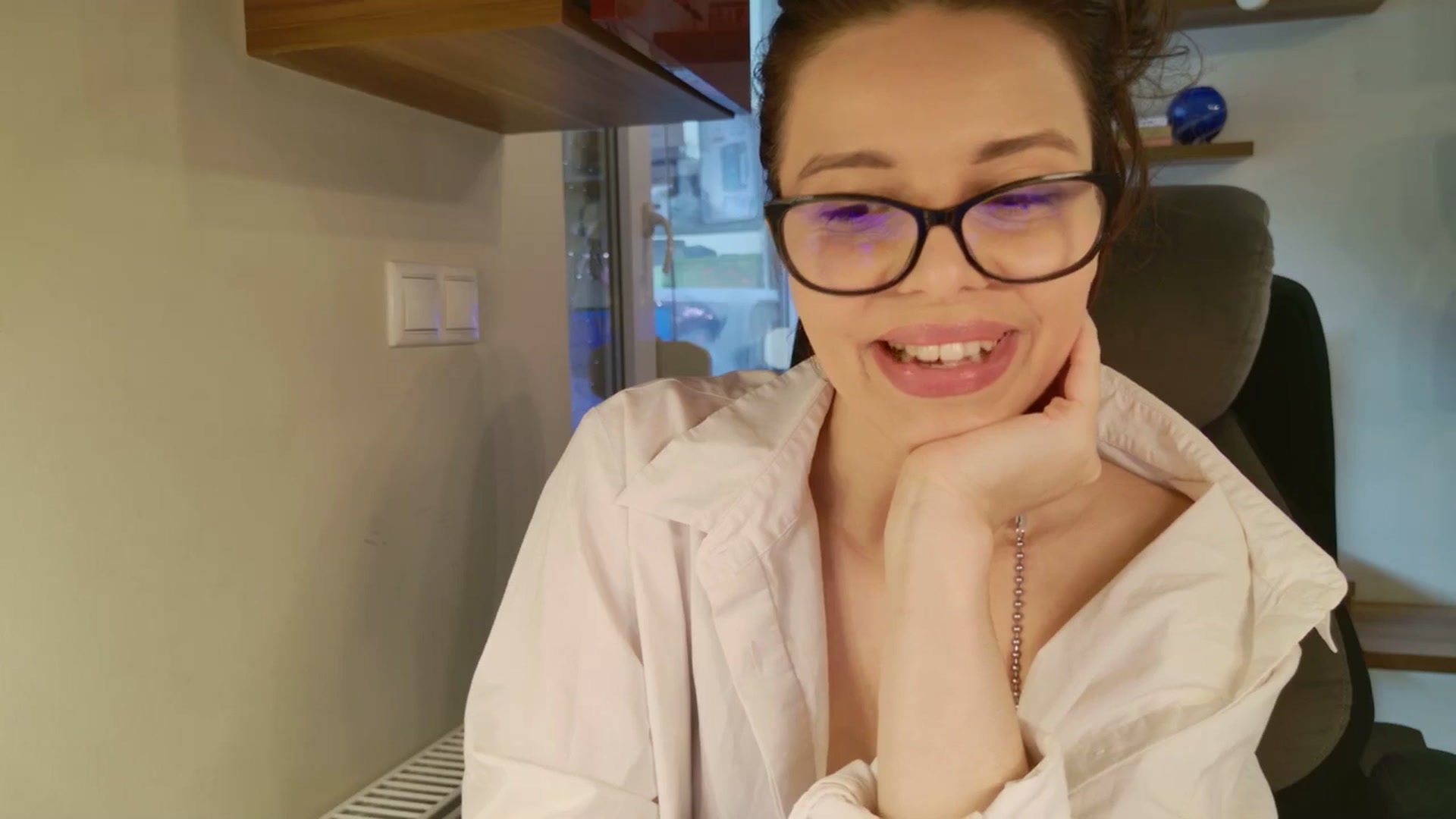 Gallery image thumbnail from Heaven_hot's myfreecams stream on, 03/23/2026, 16:23 image 3 of 20