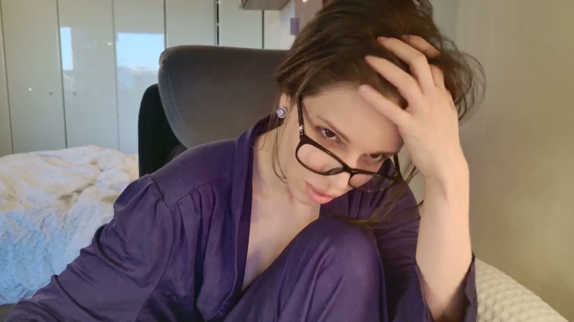 Gallery image thumbnail from Heaven_hot's myfreecams stream on, 04/05/2026, 16:47 image 10 of 20