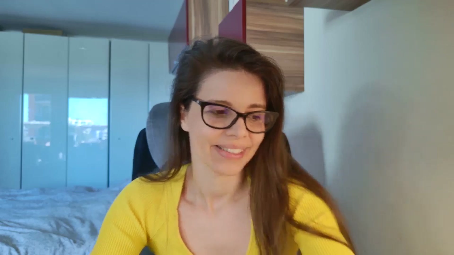 Gallery image thumbnail from Heaven_hot's myfreecams stream on, 04/18/2026, 15:14 image 18 of 20