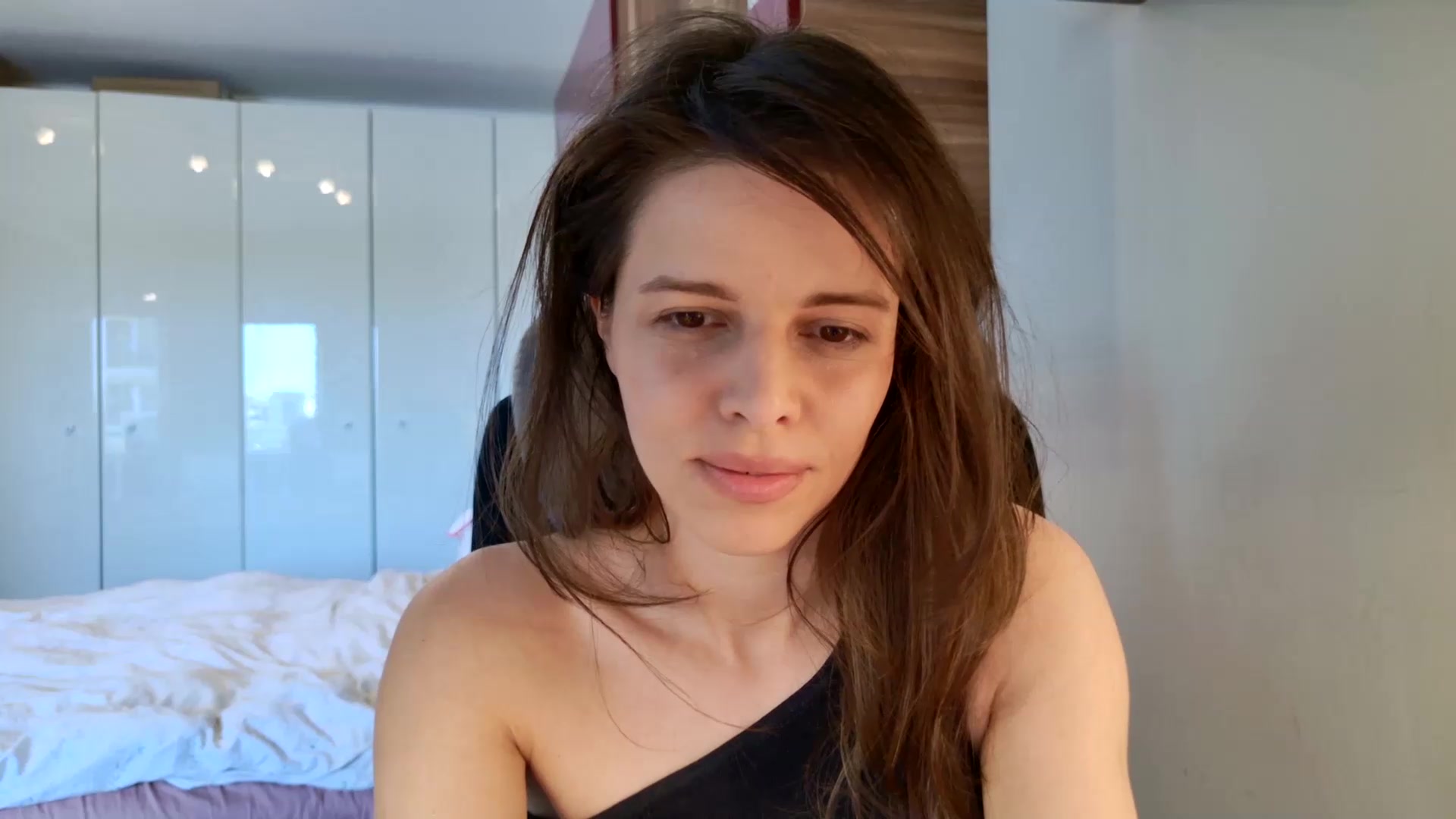 Gallery image thumbnail from Heaven_hot's myfreecams stream on, 05/23/2026, 14:11 image 11 of 20