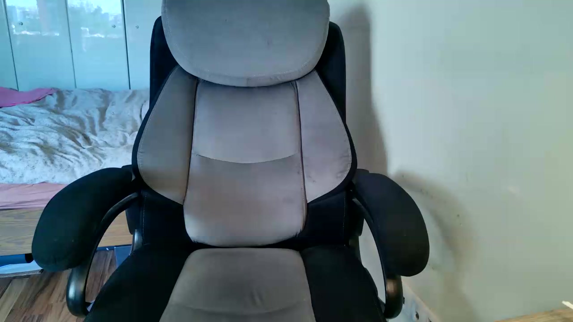 Gallery image thumbnail from Heaven_hot's myfreecams stream on, 08/02/2026, 16:00 image 14 of 20