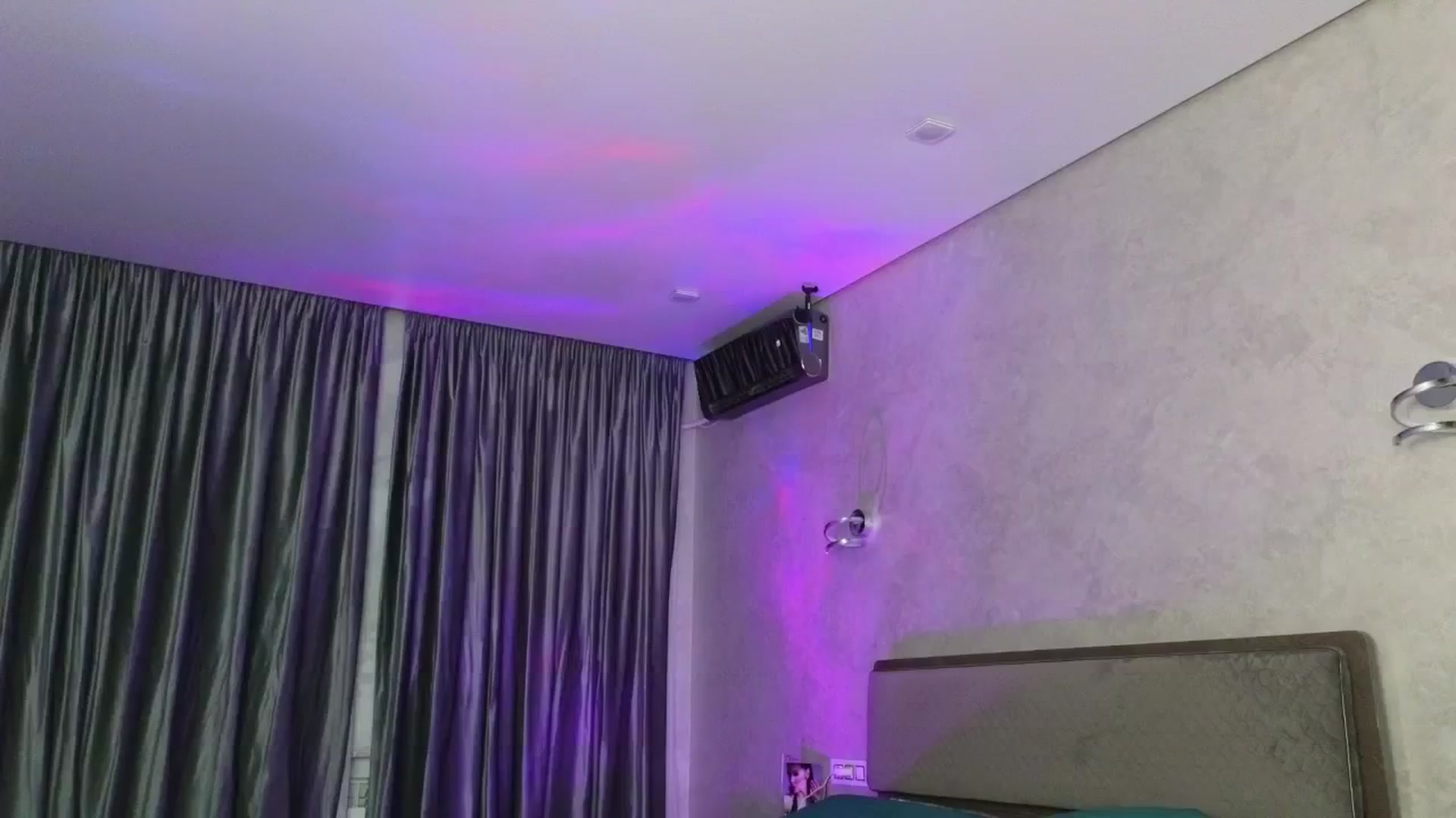 Gallery image thumbnail from HeeyK's myfreecams stream on, 07/01/2024, 17:47 image 18 of 20